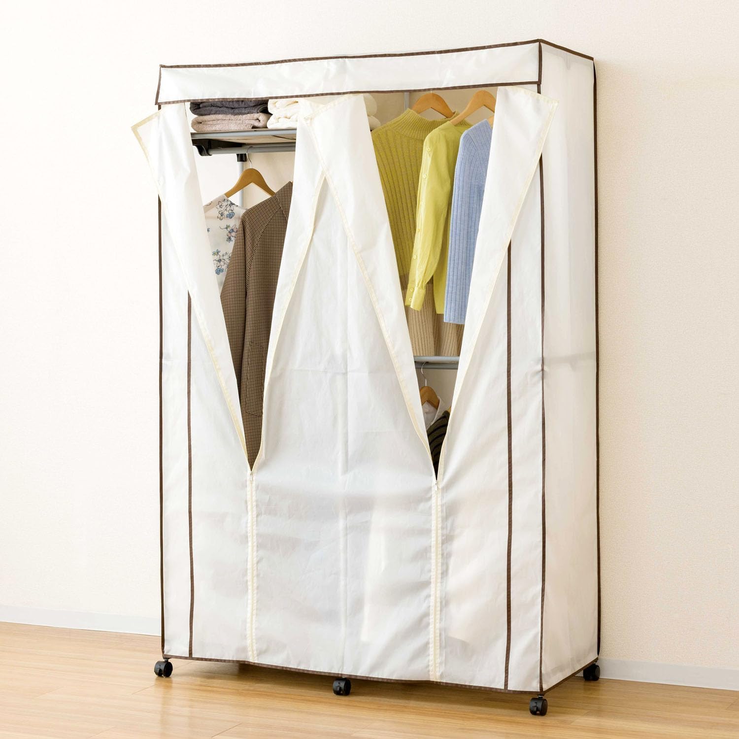 洗えるカバー付き 頑丈ハンガーラック ロータイプ・幅121cm 通販 - ディノス ハンガーラック カバー付き ワードローブ 幅120cm 頑丈 全体耐荷重36kg キャスター付き 大容量 白 アイボリー スリム お