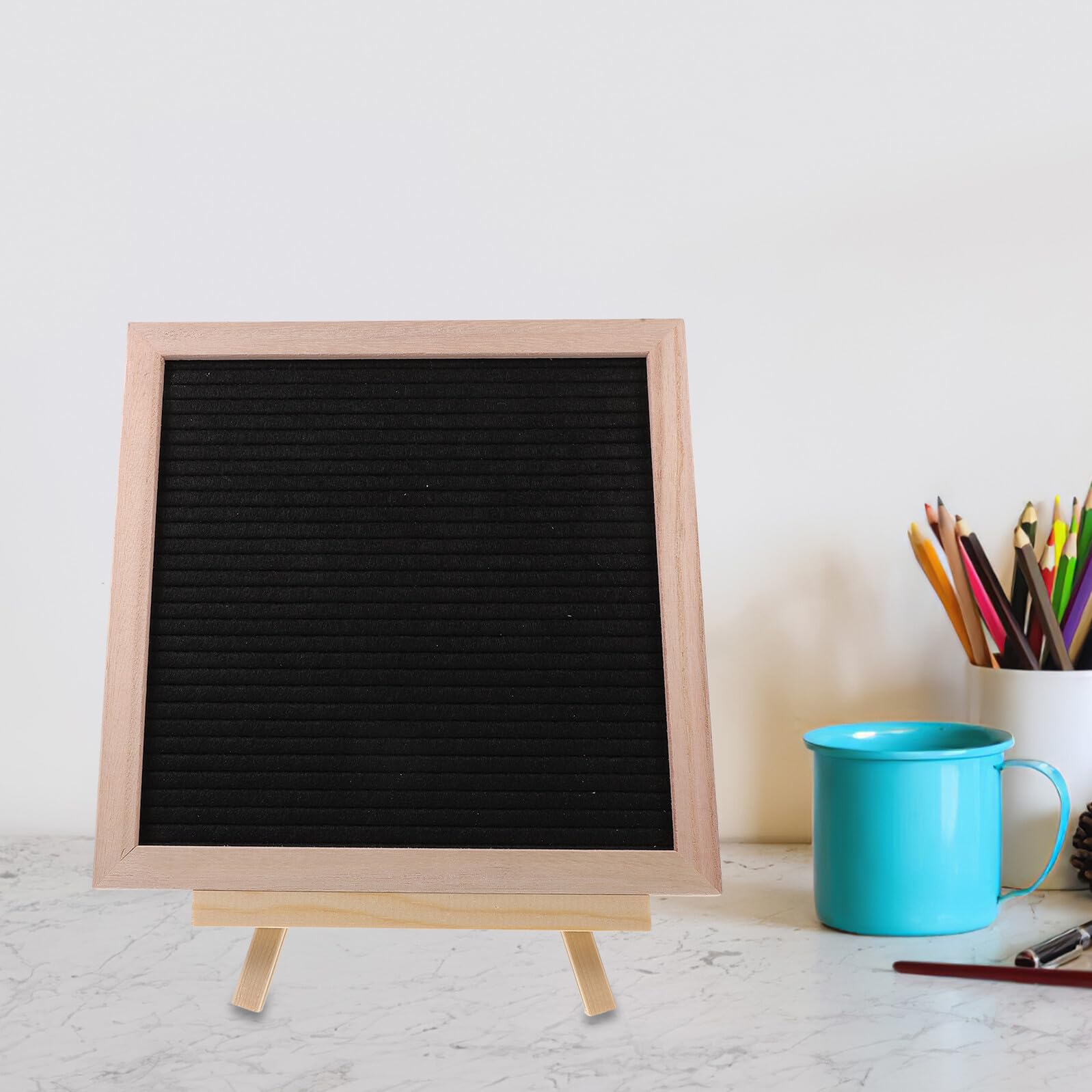Sosoport Filz letterboard mit Holzrahmen und Ständer Quadratische Memotafel für Haushalt und Büro Austauschbare Buchstaben Stabile Aufstelltafel Praktische Nachrichtentafel
