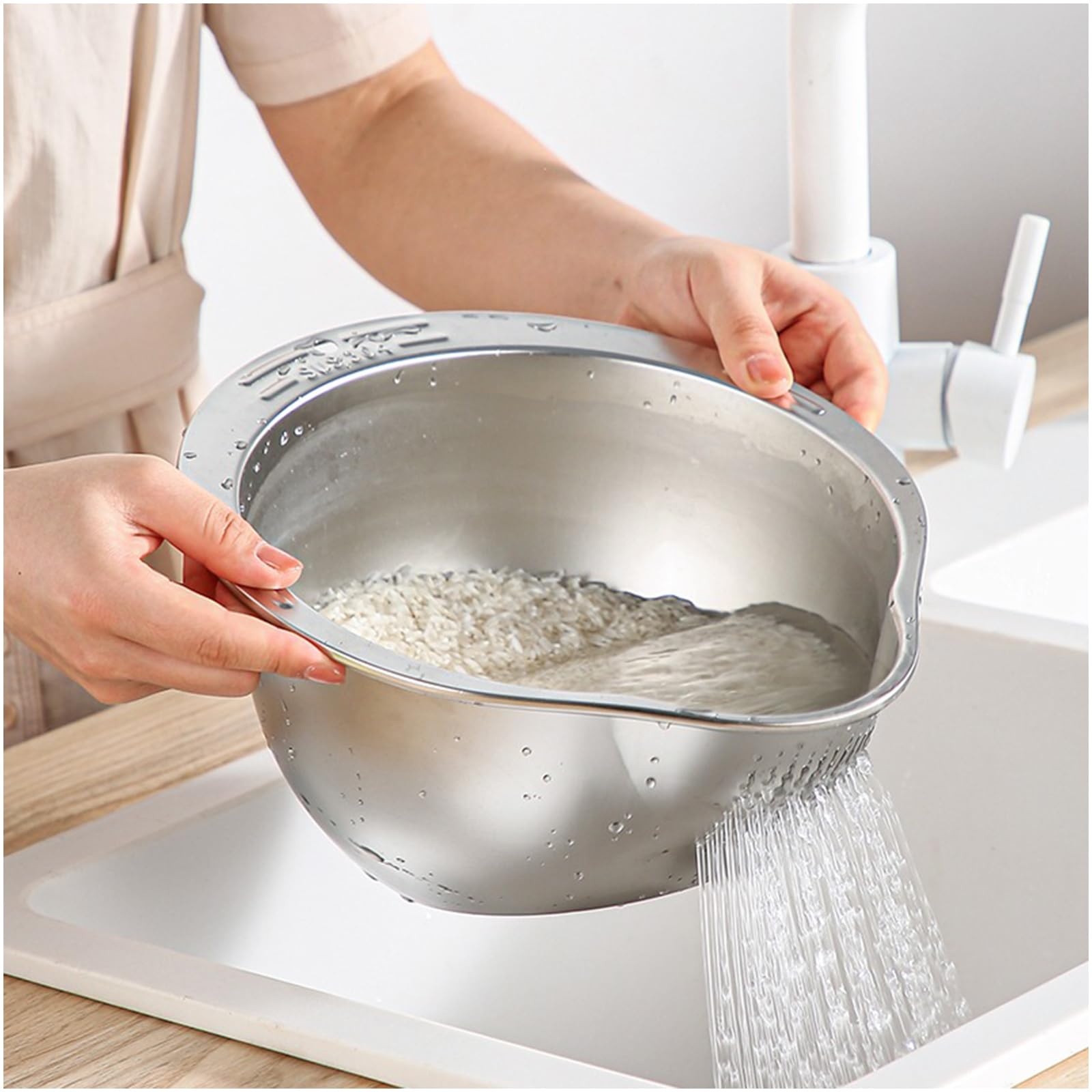 Rice Washing Bowl with Strainer Quinoa Washer and Strainer Bowl, Stainless Steel Side Drainers Colander for Cleaning Fruits, Vegetables, and Beans - Versatile Kitchen Tool