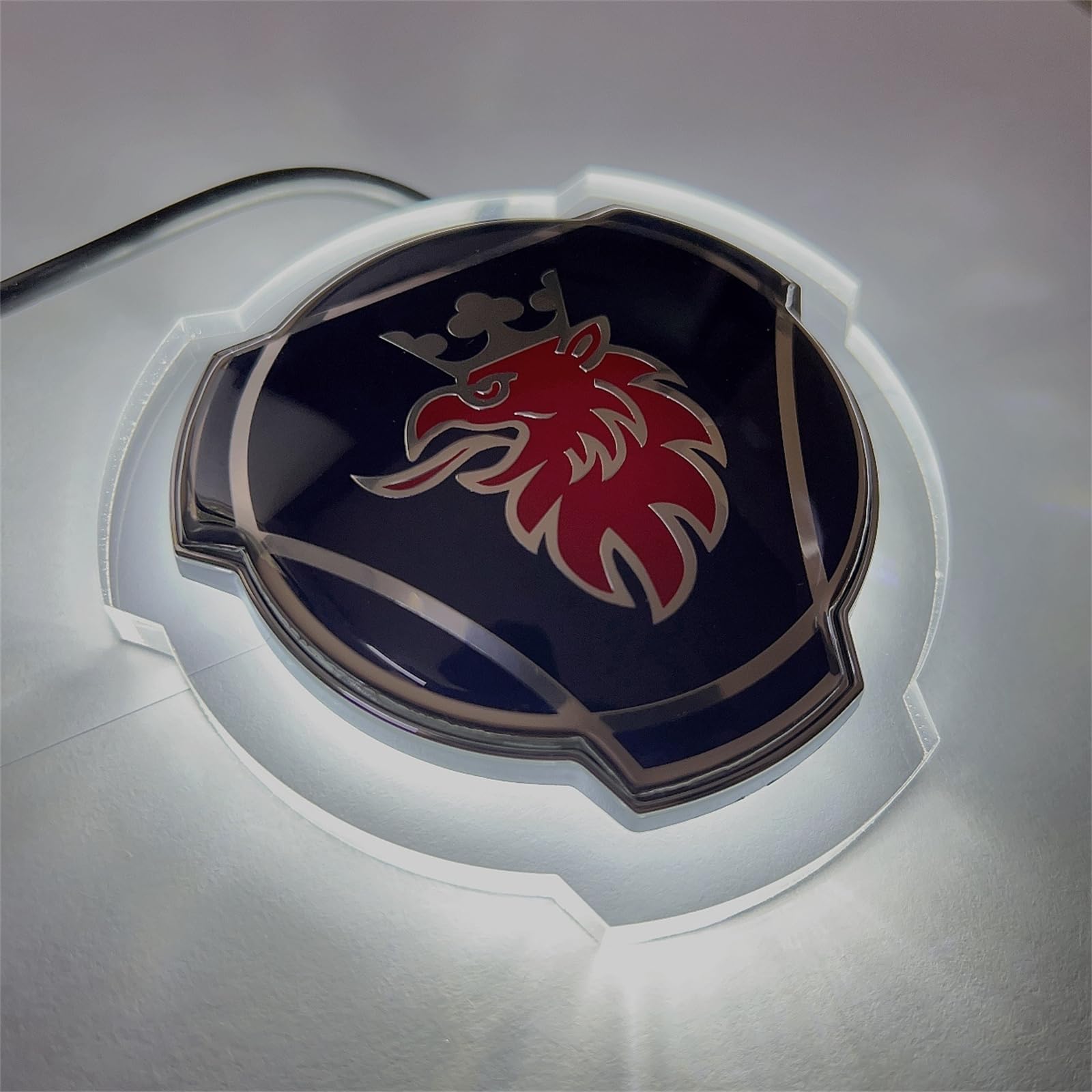 1 Juego de Emblema Azul Plateado para Parrilla Delantera de Camión de Coche Scania con Iluminación LED de 24V, Accesorios de Iluminación, Tira de Luz (Iluminación Blanca)