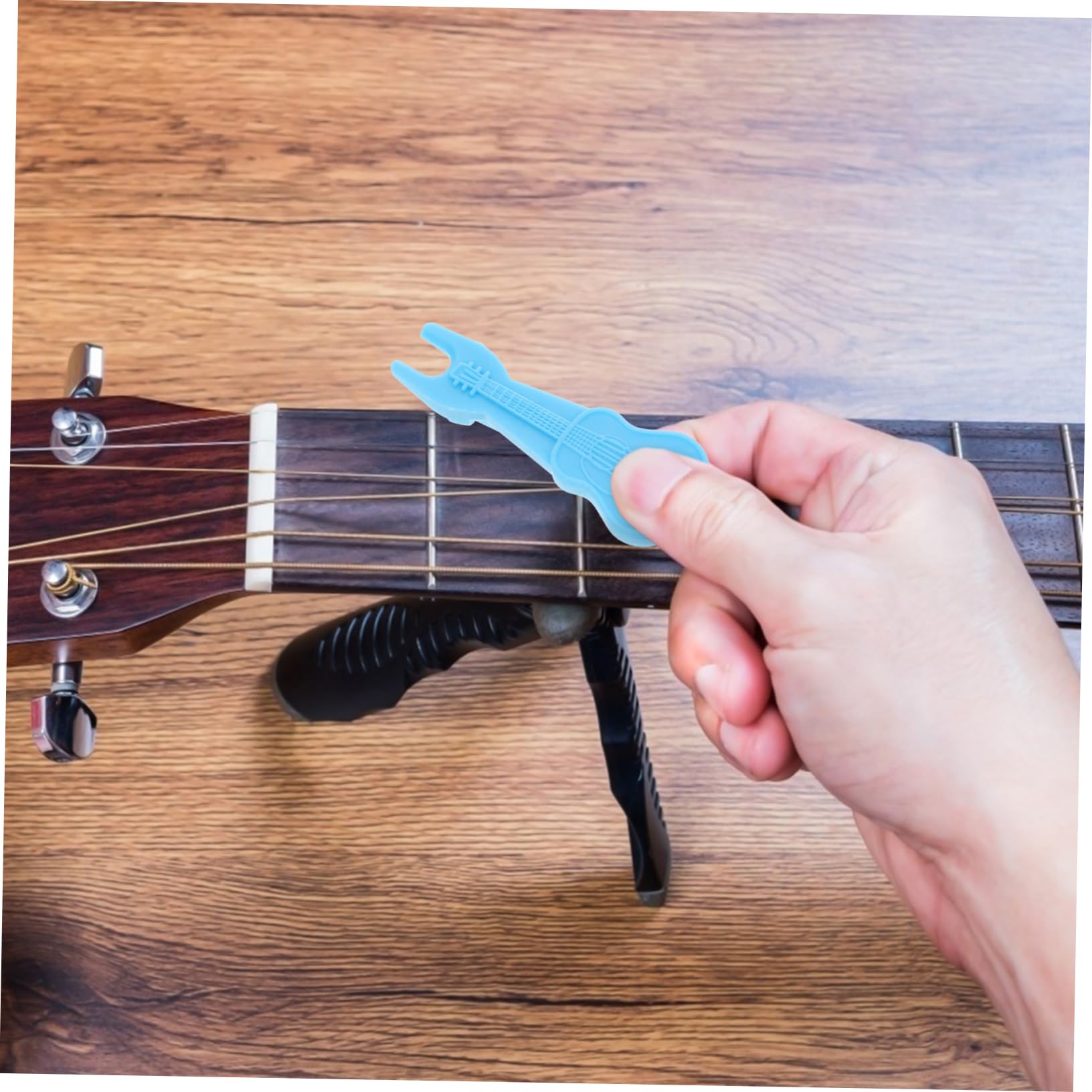 FAVOMOTO 10pcs Guitar String Winders Acoustic Guitar Tuners Winder String Lifters