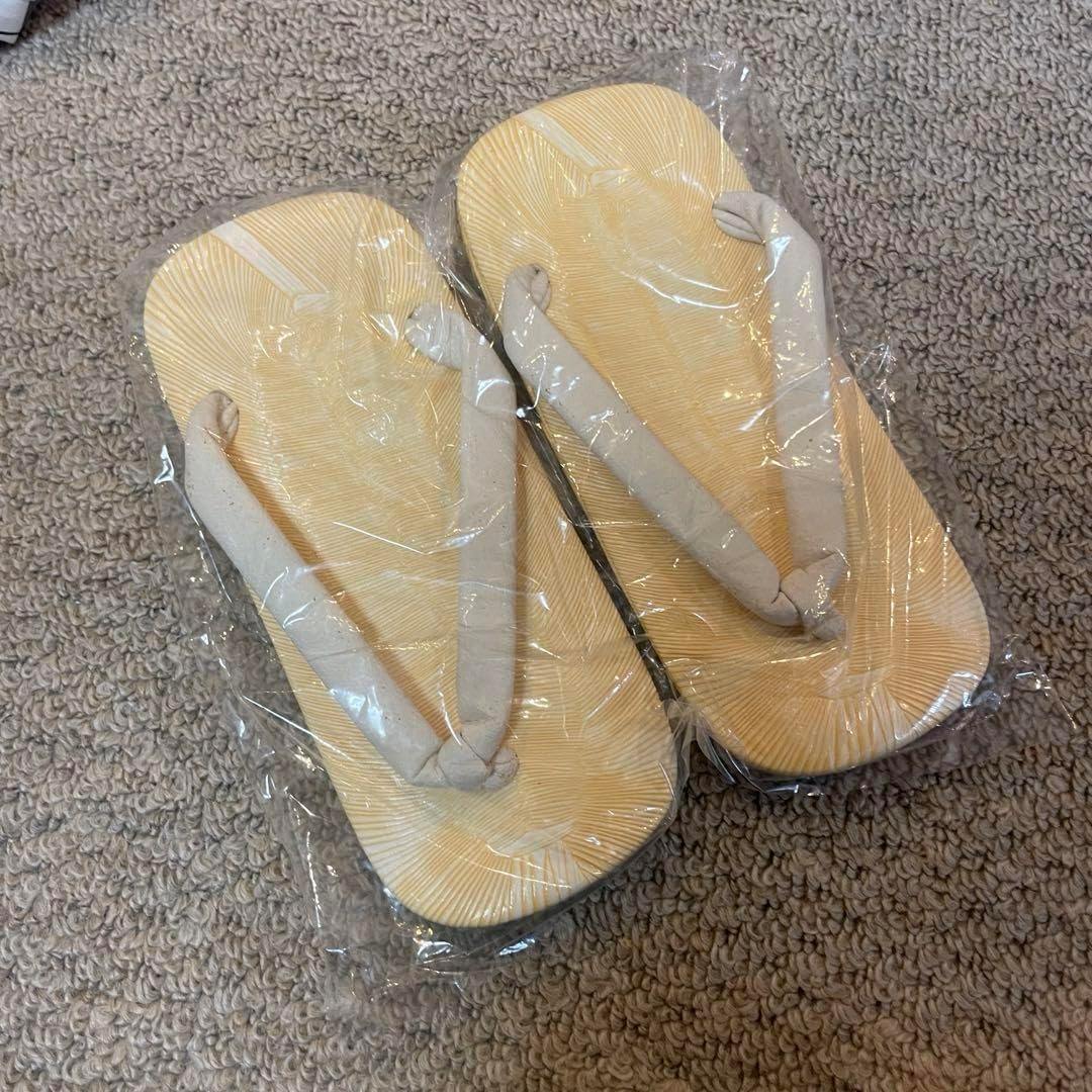 象牙 玉獅子根付 - 古好屋 根付 獅子 彫刻 H9-4