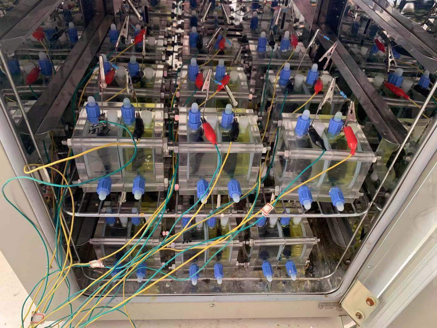 Pudełko na ogniwa paliwowe z akrylu o wysokiej przezroczystości - ogniwo elektrolityczne ogniwa paliwowego(100ml)