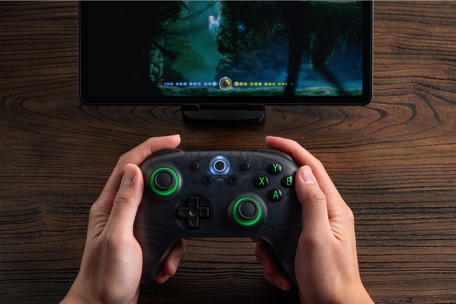 8BitDo Ultimate 2C Wireless Controller for Windows PC and Android, with 1000 Hz Polling Rate, Hall Effect Joysticks and Triggers, and Remappable L4/R4 Bumpers (Green)