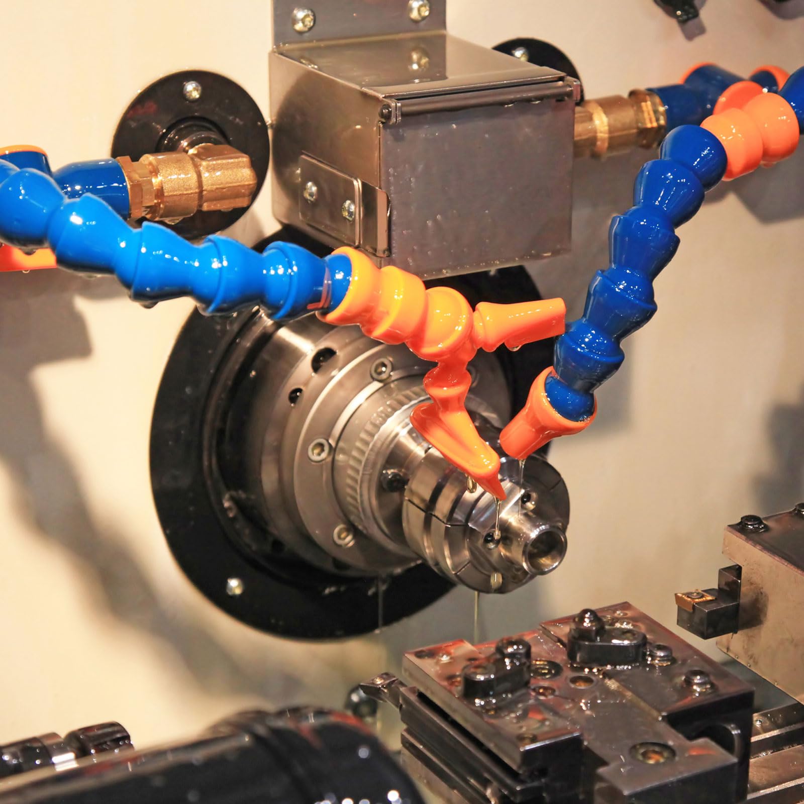 QUARKZMAN 4 Stück G1/4" Gewinde Flexibler Wasser-Öl-Kühlmittelschlauch, 400mm Kunststoff Verstellbare Runde Düse Y-Form Kühlrohrschlauch mit Schalter für Drehmaschine CNC Wasser-Kühlsystem