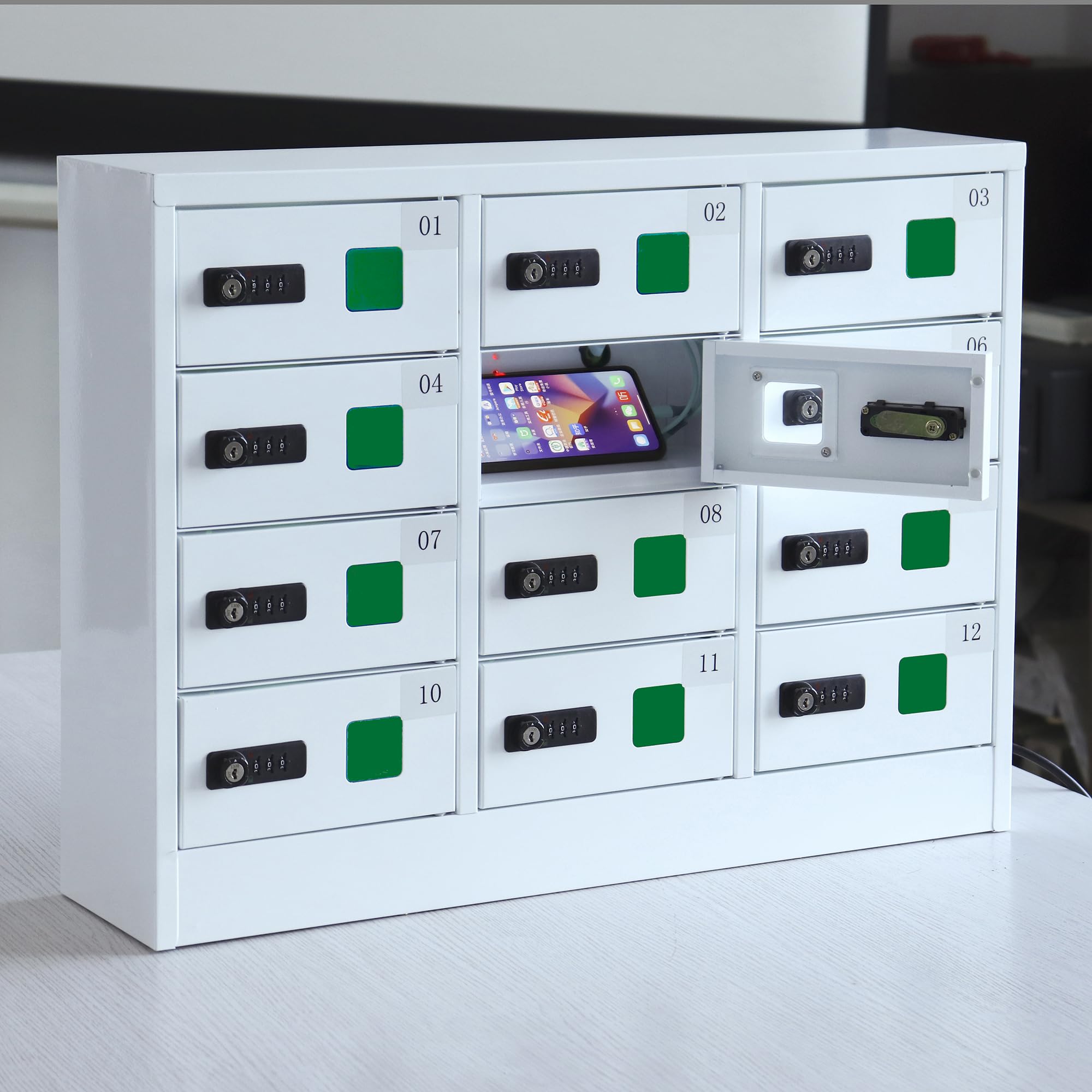 Bpatoimsx - Armadietto in acciaio con 12 scomparti per cellulare, con mini stazione di ricarica e serratura a combinazione, colore: bianco, ideale per studenti e dipendenti