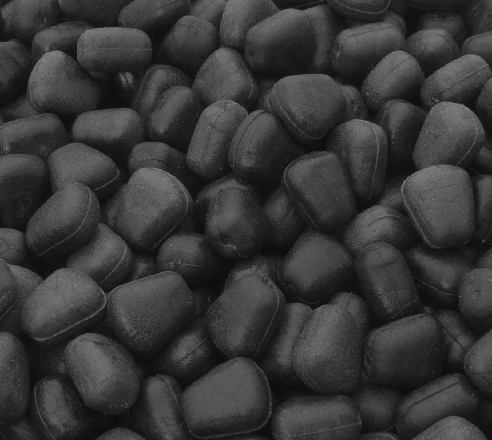 Bank Tackle Pop Up Corn 7 Colours Imitation Carp Bait Fake Sweetcorn Carp Fishing Tackle (Black, 50 Pack)