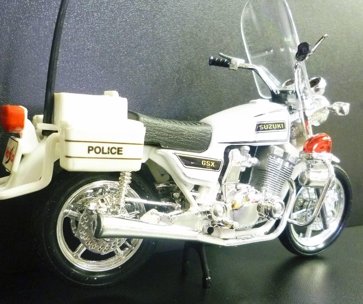ダイヤペット 09-0311 スズキオートバイ 750 白バイ【B】 ダイヤペット 09-0311 スズキオートバイ 750 白バイ【B】 - メルカリ