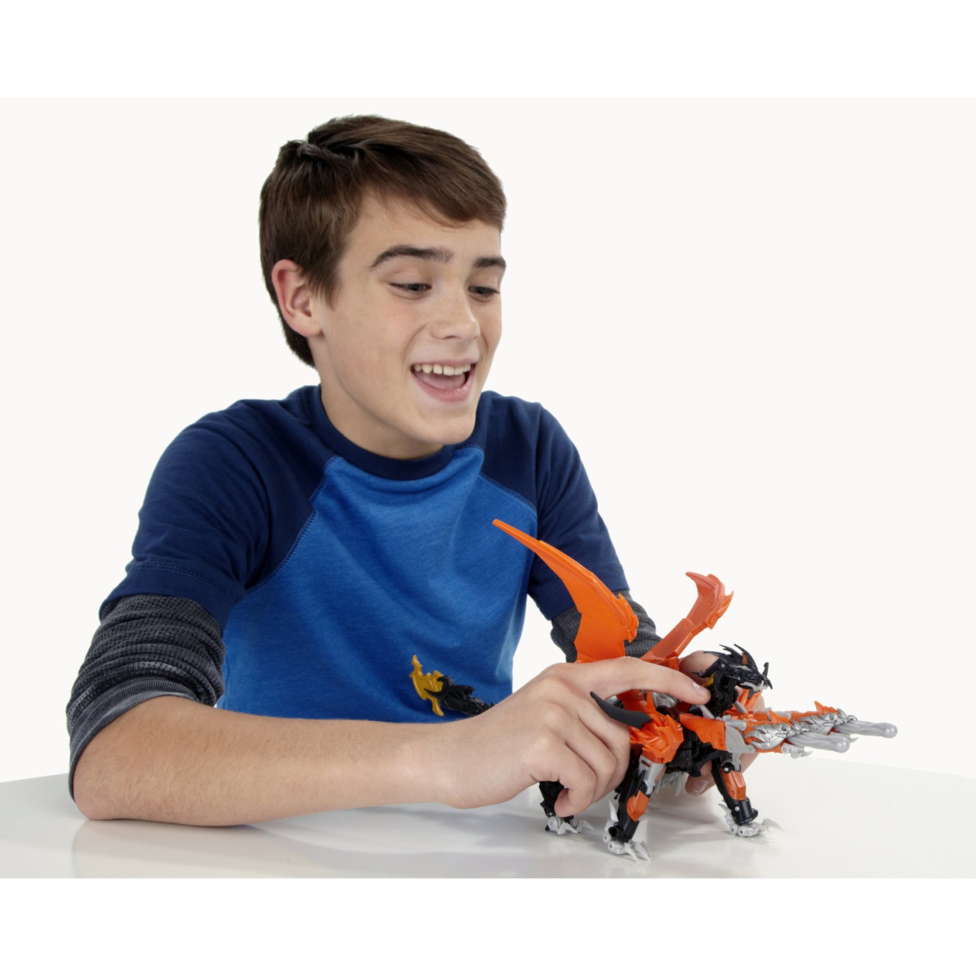 TRANSFORMERSPrime Beast Hunters Voyager Class Predaking Figure Inches