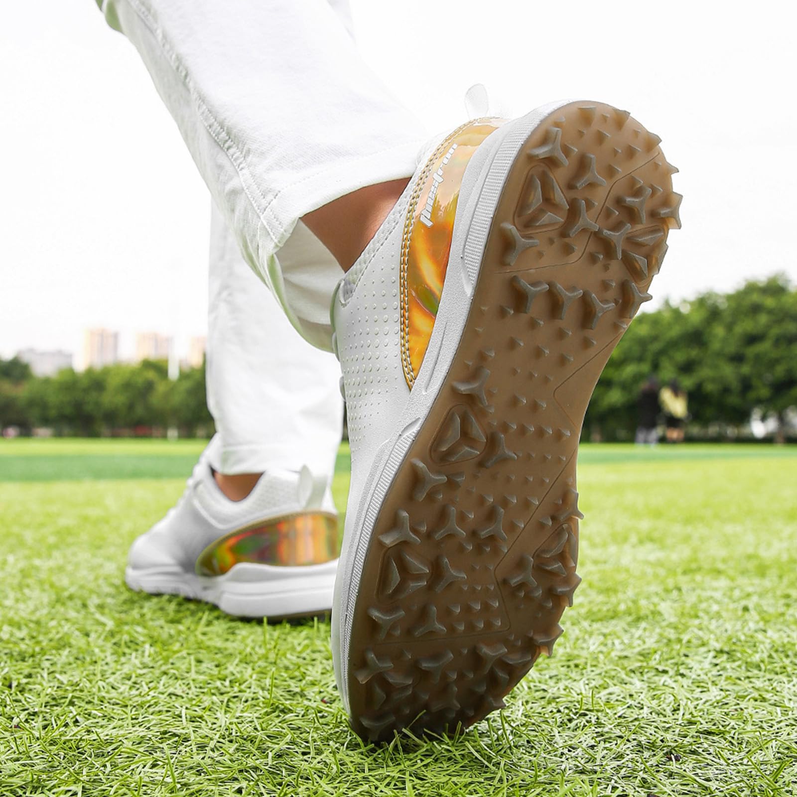 Zapato de Golf Impermeable sin Clavos Hombre Transpirables Ajuste Relajado Zapatos de Golf Cuero Profesionales