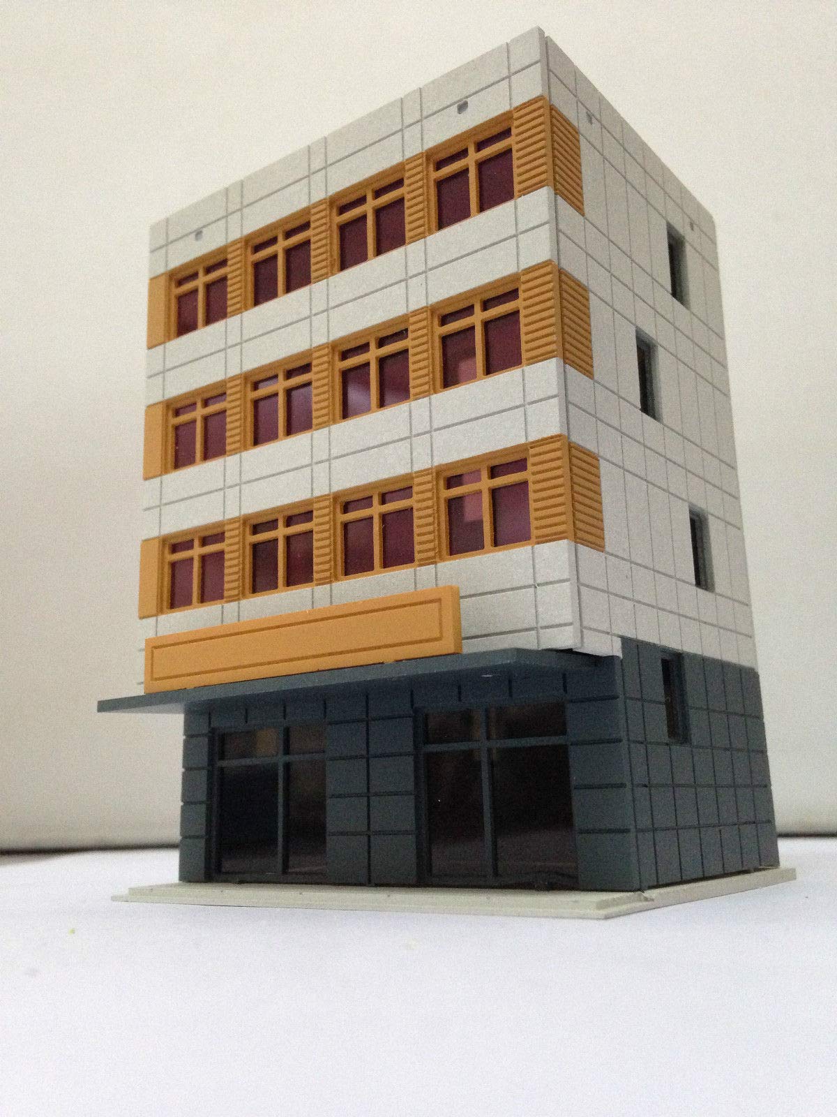 Outland Models Railway Colored Modern City Building 4-Story Office Grey N Gauge