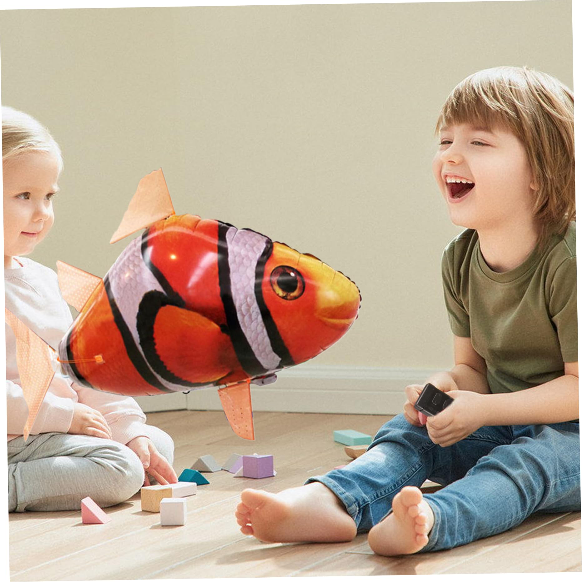 Télécommande Fish Fish Clown RC RC Anti-Break Battery Powered Fish Balloons Life Live Live Wiggable Clownfish Decoration Sous les décorations de fête pour la fête pour la fête, la maison (non incluse