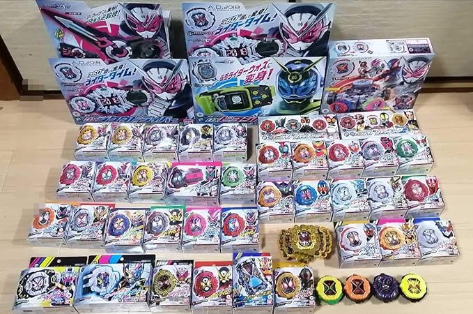 Amazon 仮面ライダージオウ 全dxライドウォッチ45個 基本フォーム最強フォームコンプリート 限定品含む グランドジオウ オーマジオウ他 フィギュア ドール 通販