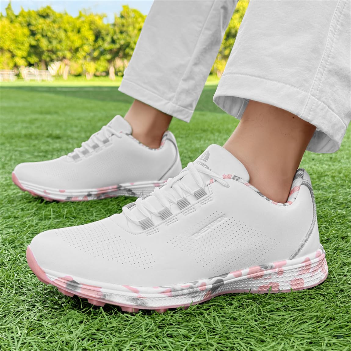 Damen Golfschuhe Spikeless Leder Leichte Golf Sport Turnschuhe Wasserdicht Stilvolle Golfschuhe