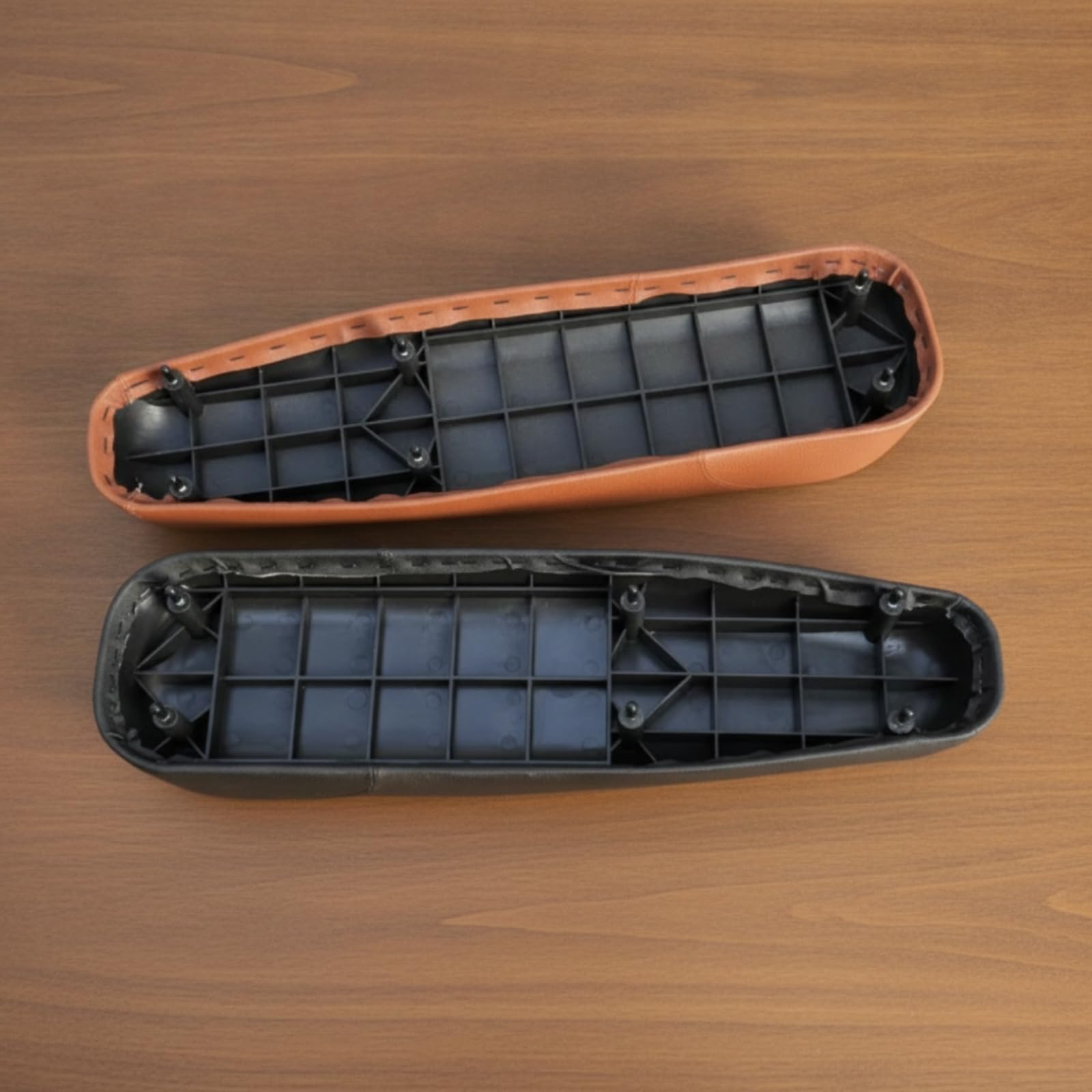 Selle de Vélo Selle de Vélo Électrique Selle Ergonomique Selle de Rechange avec Housse Lisse Cousue Design Arrondi pour Confort sous-Face Moulée à