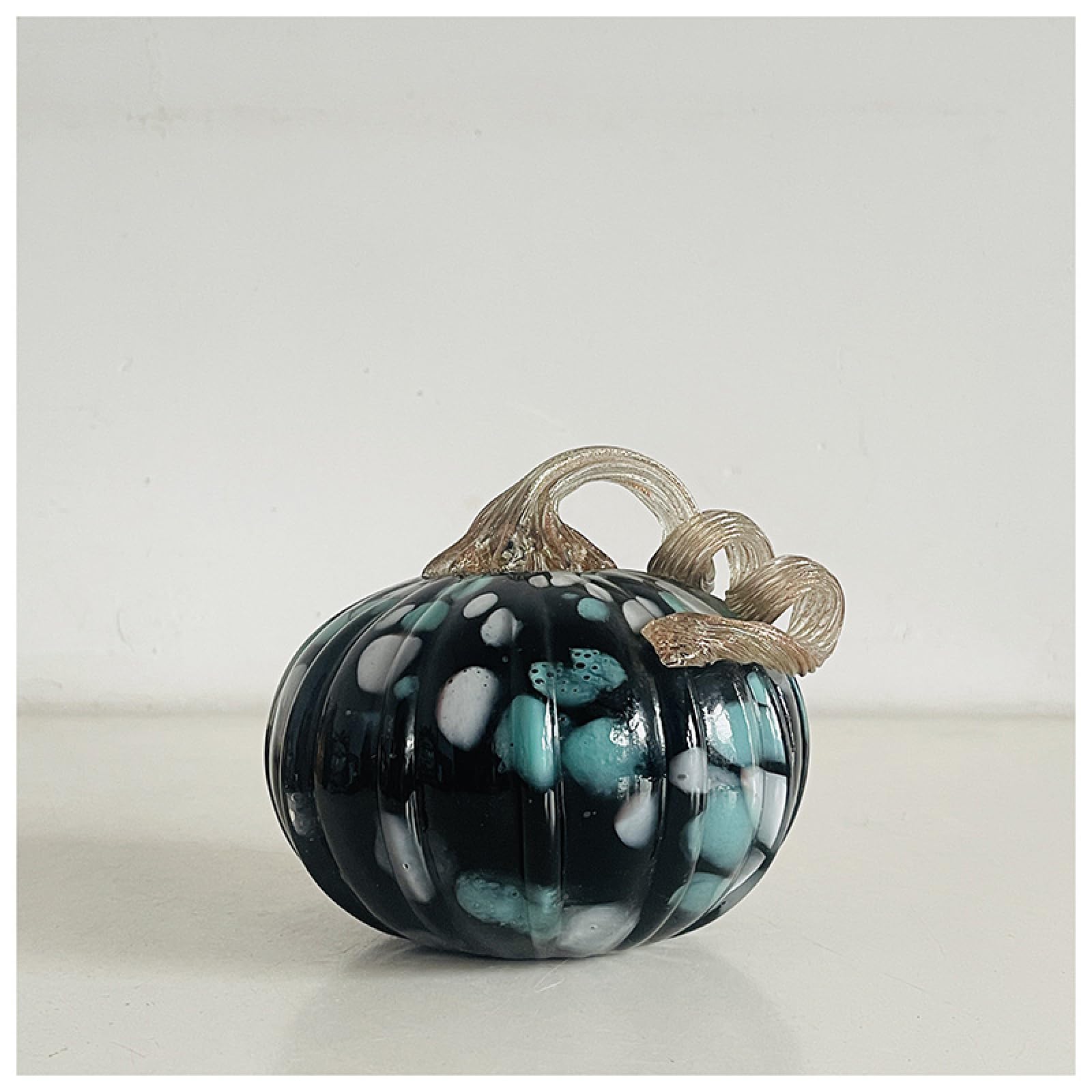 Dytartzx Black Coloured Glaze Handmade Glass Pumpkin Figurine Vegetable Sculpture Blown Paperweights Table Ornaments Home Decor