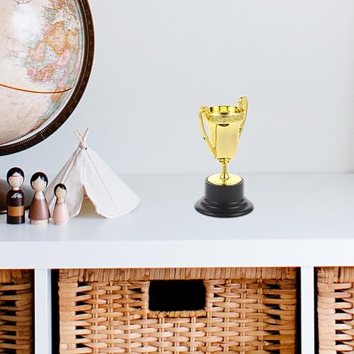 Miniatura 4 de Operitacx 10 piezas Mini Trofeo Deportes Recompensa Trofeo Pequeño Trofeo de Oro Participación Copa de Trofeo Premio Premio Mini Juguetes para Niños