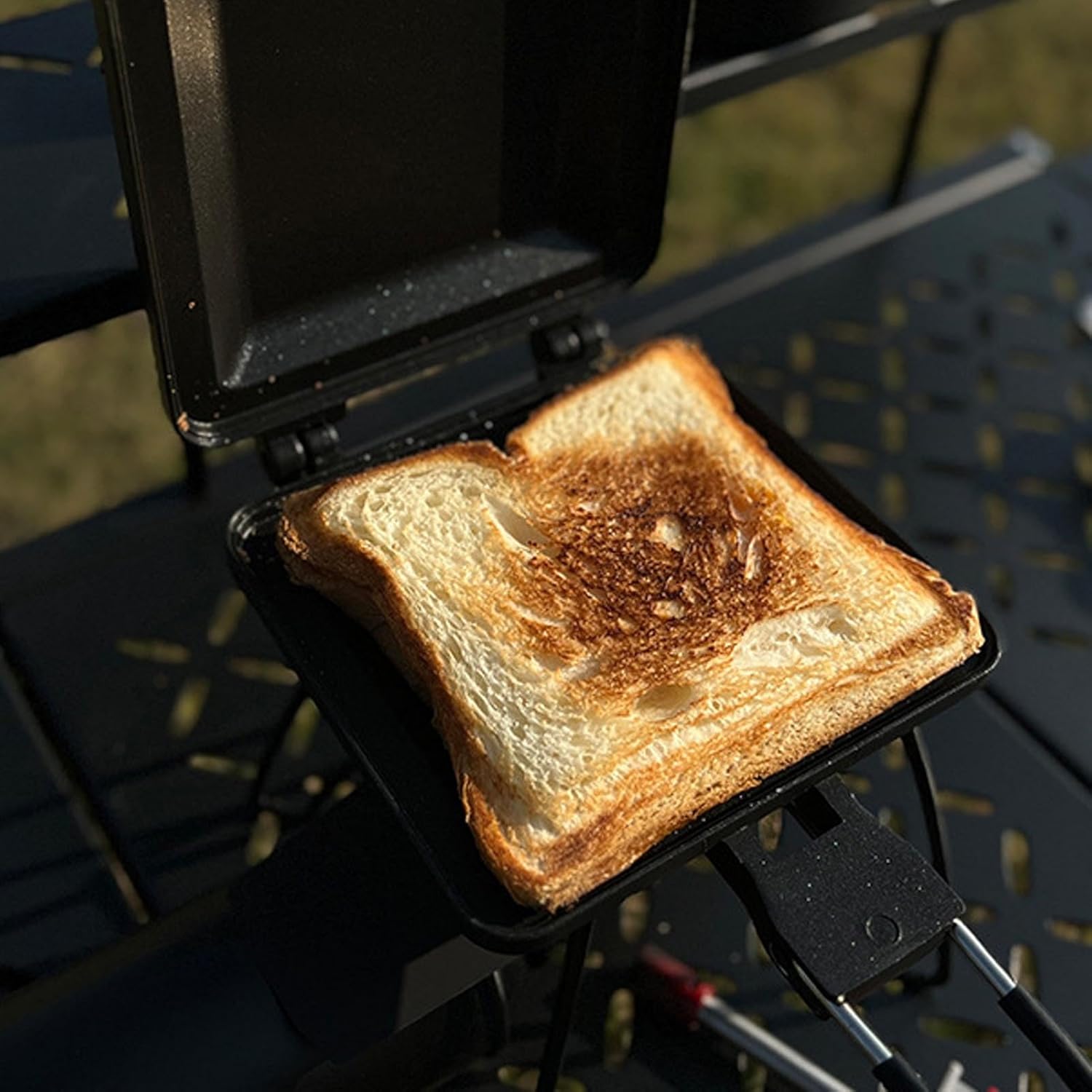 Sandwich Maker Foldable Portable Non Stick Breakfast Maker Press Pan for Home Camping