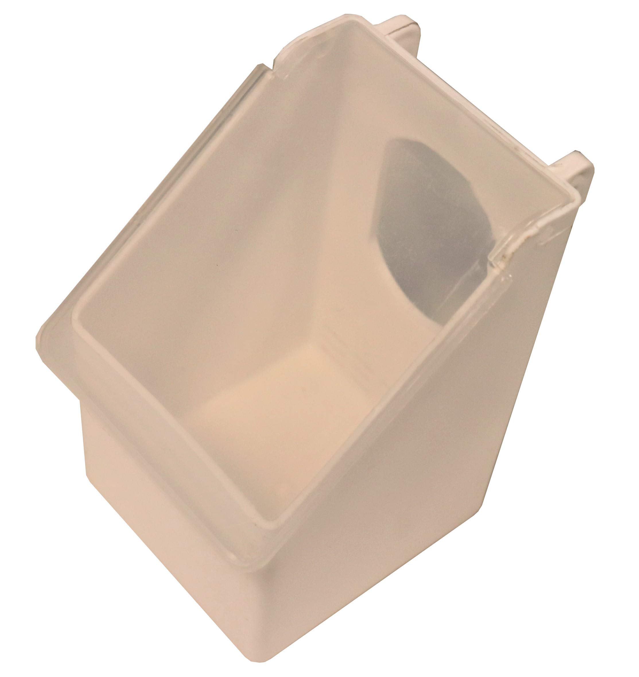 Little Giant® Plastic Feed Pan | Heavy Duty Mountable Livestock Feeding Bucket | Plastic Tire Feeder | Impact & Crack Resistant | 18 Quart | Red