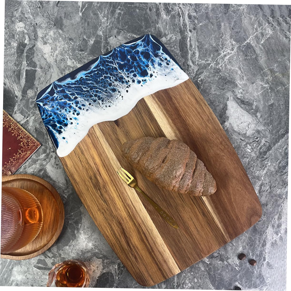 Planche à Découper en Bois avec Insertions Décoratives, Motif Vague