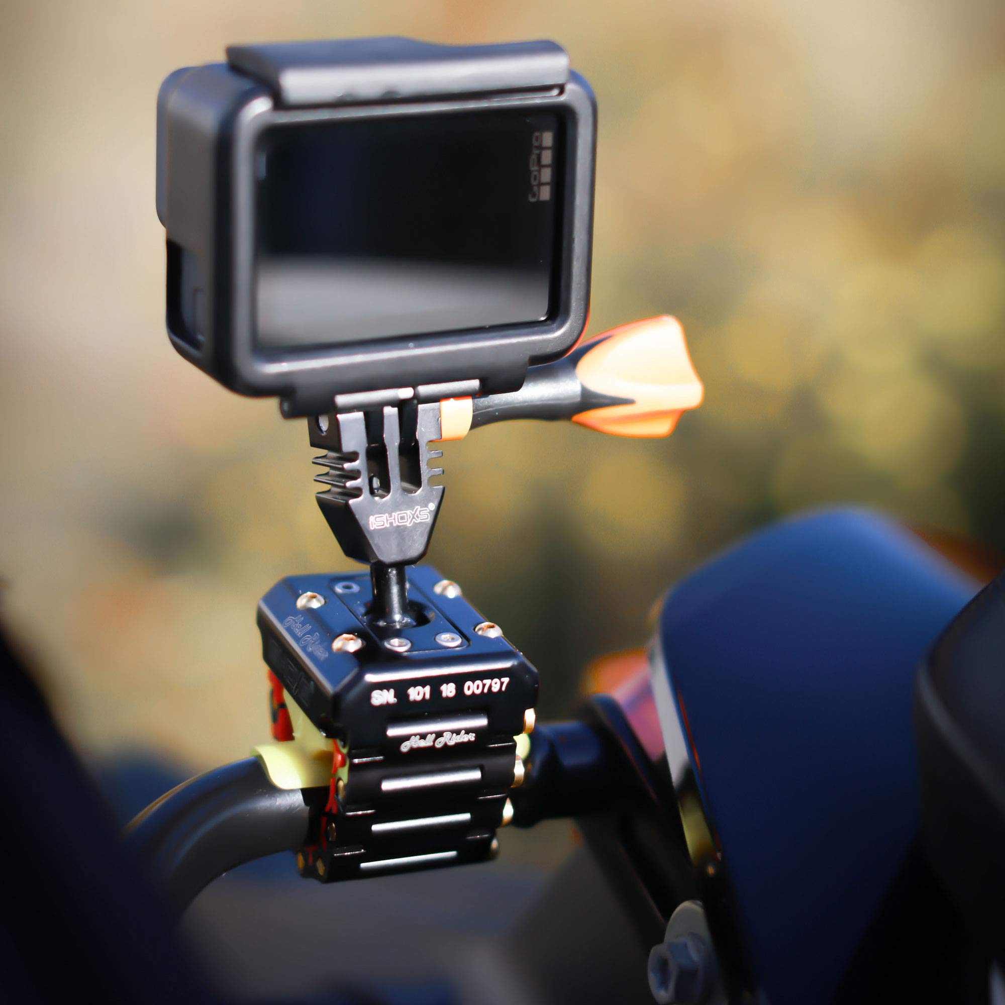 Hell Rider | Soporte Action CAM Robusto para GoPro, dji & Insta360 | Fijación Moto, Bicicleta & Outdoor | Ø 15–42 mm | Antivibración & Protección de Silicona | Negro