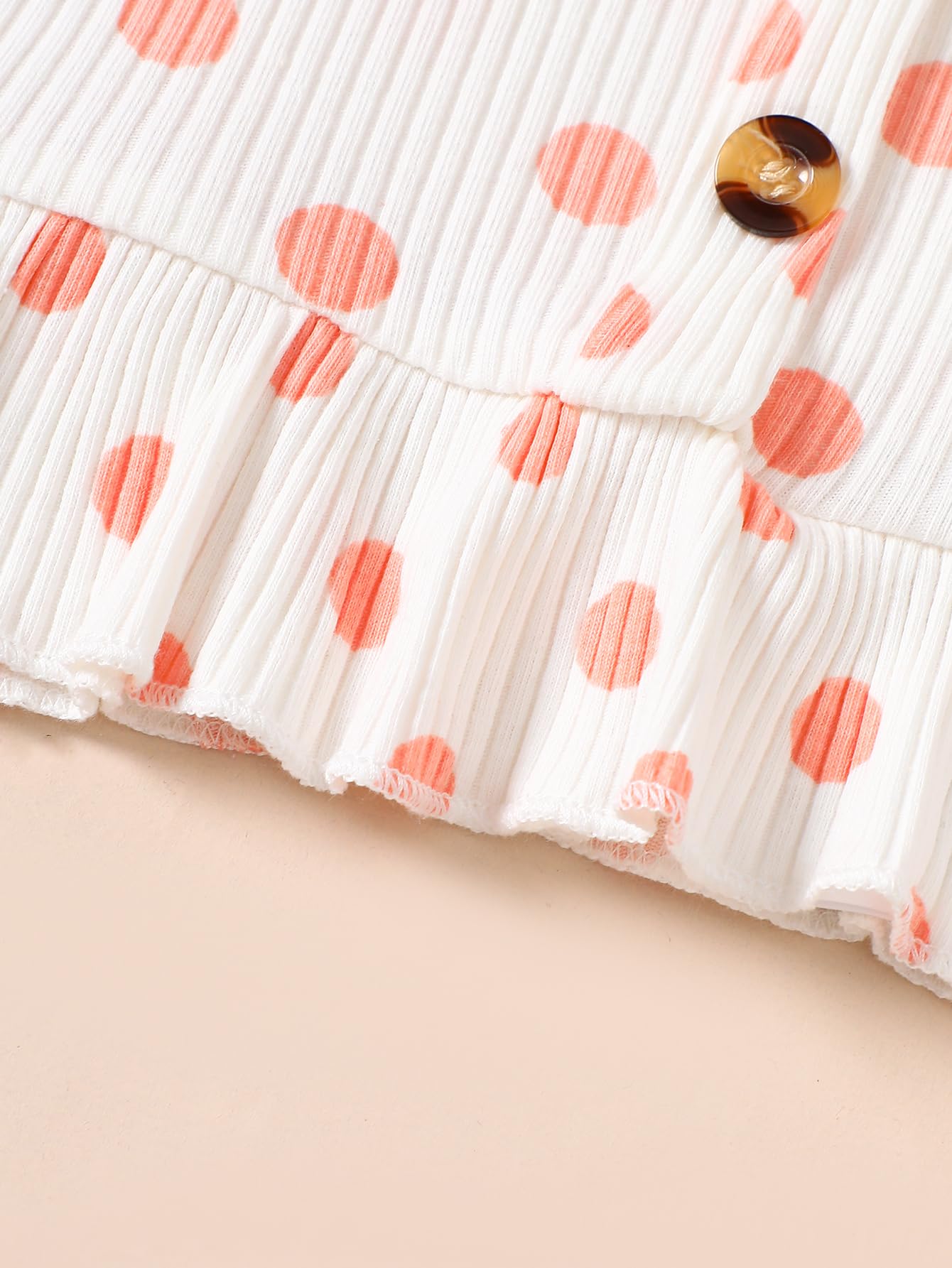 Conjunto de 3 piezas de ropa de verano para bebé niña con lunares, camiseta con volantes, pantalones cortos y diadema — view 7