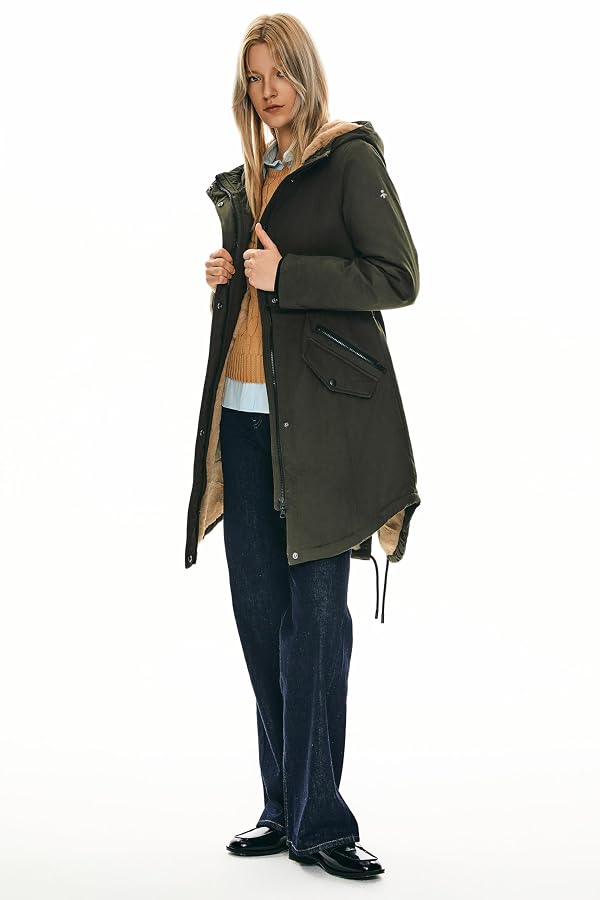Orolay Women's Thicken Fleece Lined Parka Winter Coat Hooded Jacket with Pockets Deep Forest M by Orolay - Image 4