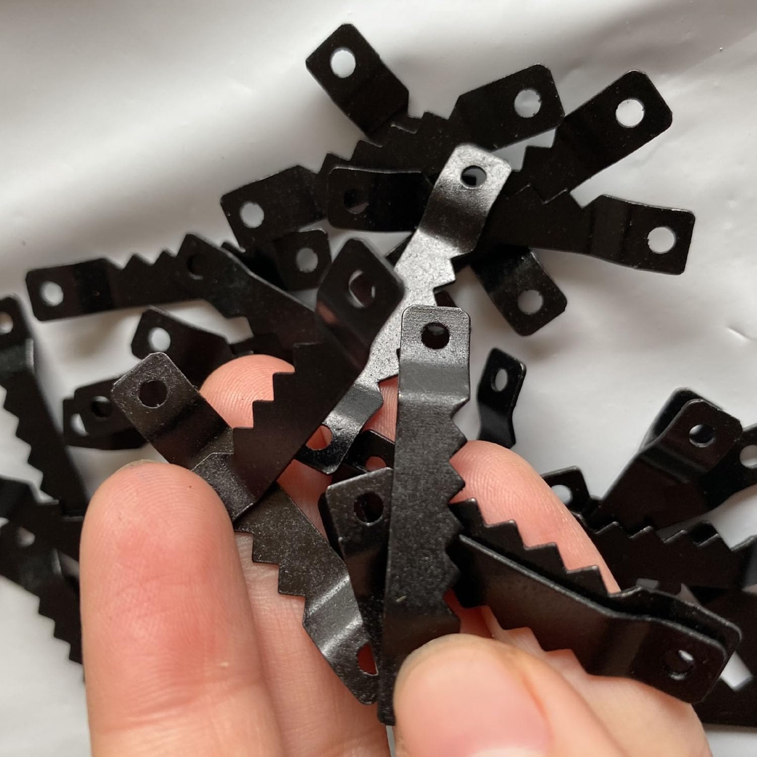 Picture Hangers, Saw Tooth Frame Invisible Hooks for Hanging with Two Holes 20 Pieces with Screws, Black - Image 4
