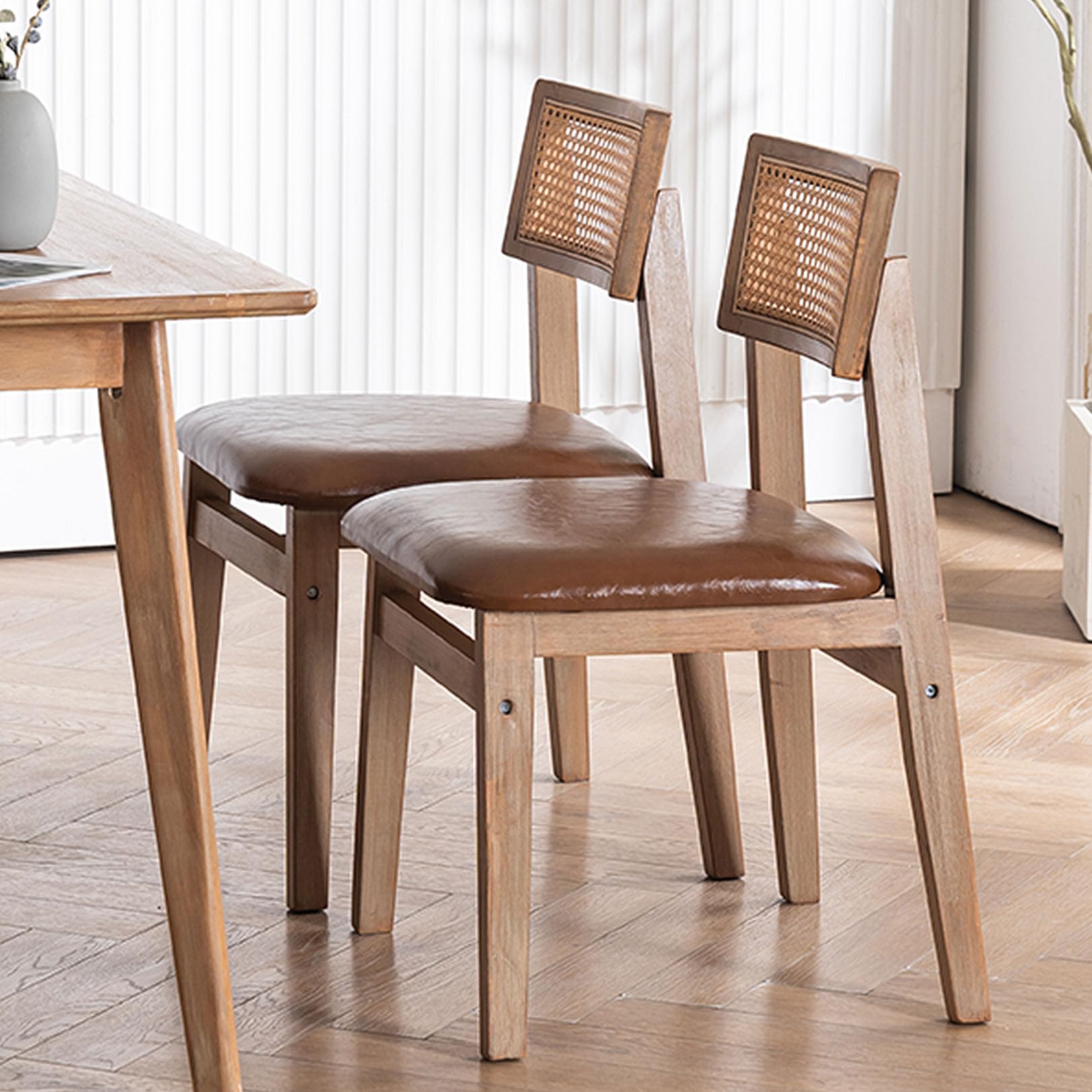 ラタン製 ブラウン アームチェア 2脚セット ラタン製 ブラウン アームチェア 2脚セット ラタン製 ブラウン アーム