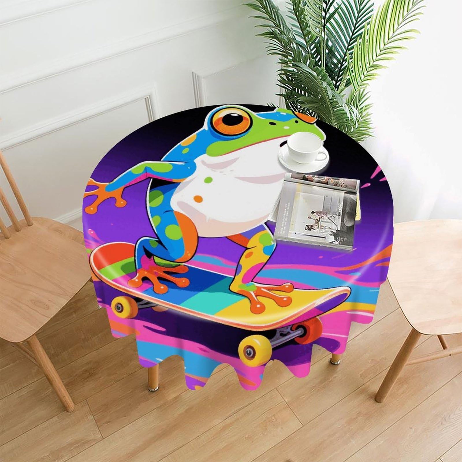 FodPand Frog Round Tablecloth - 60 Inch Premium Polyester Table Cloth, Fashion Wrinkle Resistant Decorative Table Cover for Dining Kitchen Party Buffet Tables
