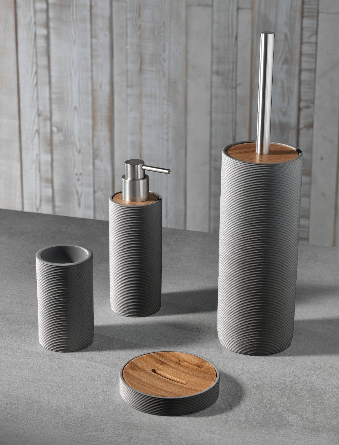 TFT Set 4 Accessori da Bagno in Resina Accessories Grigio e bambù