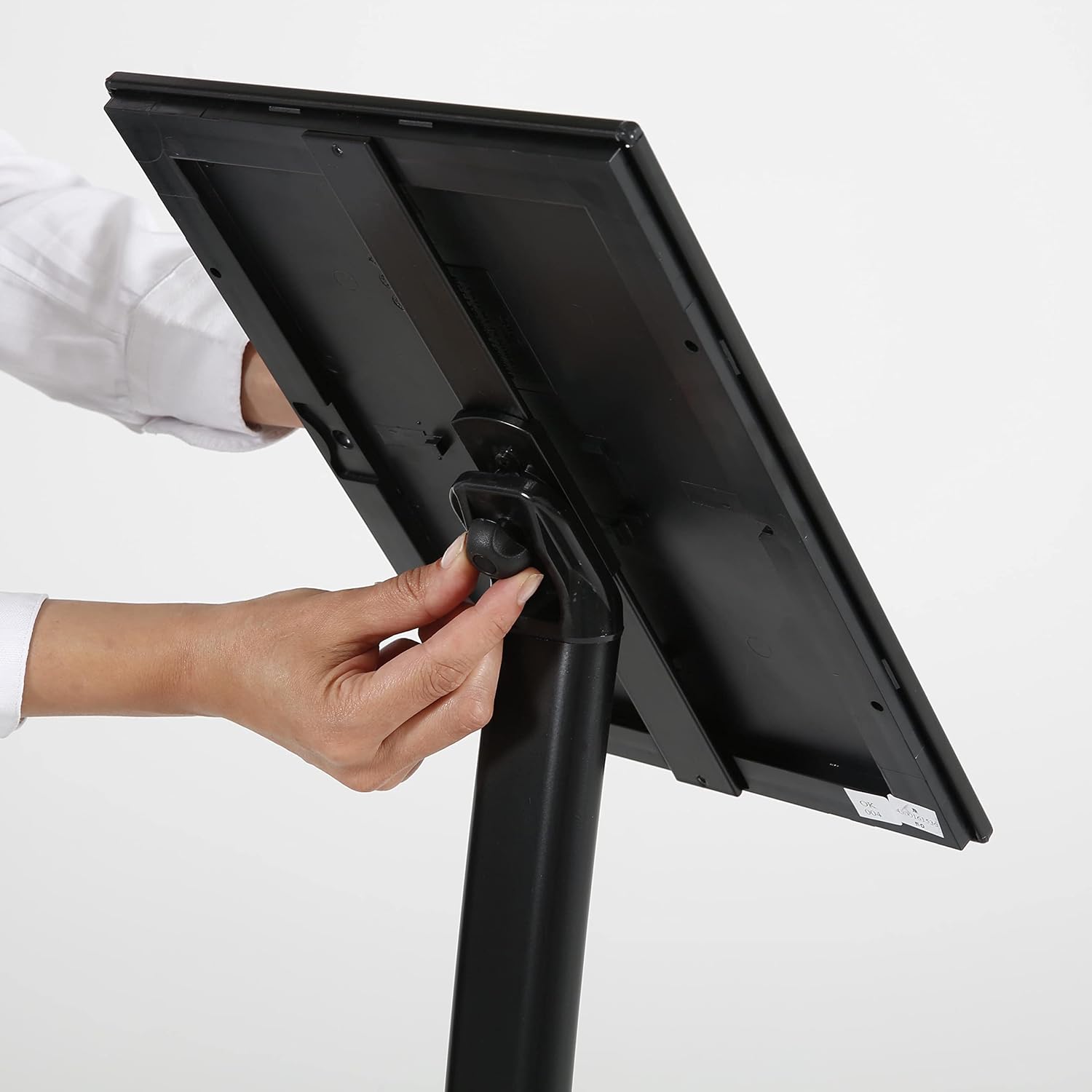 M&T Displays Simplistic Curved Menu Board Black Pedestal Sign Holder Floor Standing Aluminum Front Loading Easy Open Poster Advertisement Sign Holder for Restaurant Cafe Hotel (Black, 8.5x11 inch)