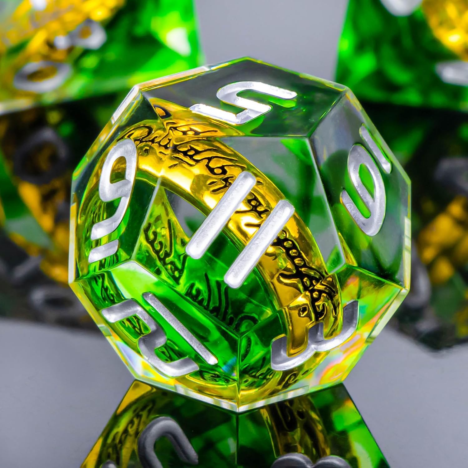 OUKELANWO Magic Lord Rings DND Dice Set with Box, 7Pcs Resin LOTR D&D Dice Set for Role Playing Game, Green Dungeons Dragons D and D Sharp Edge Dice D20 D12 D10 D8 D6 D4
