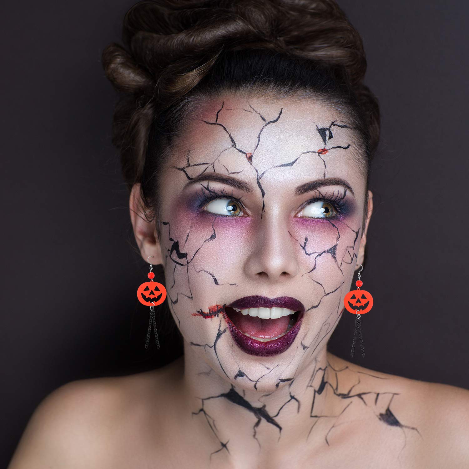 Pendientes Halloween FEPITO 8 pares Conjunto Murciélago Calabaza Araña Fantasma Esqueleto Metal