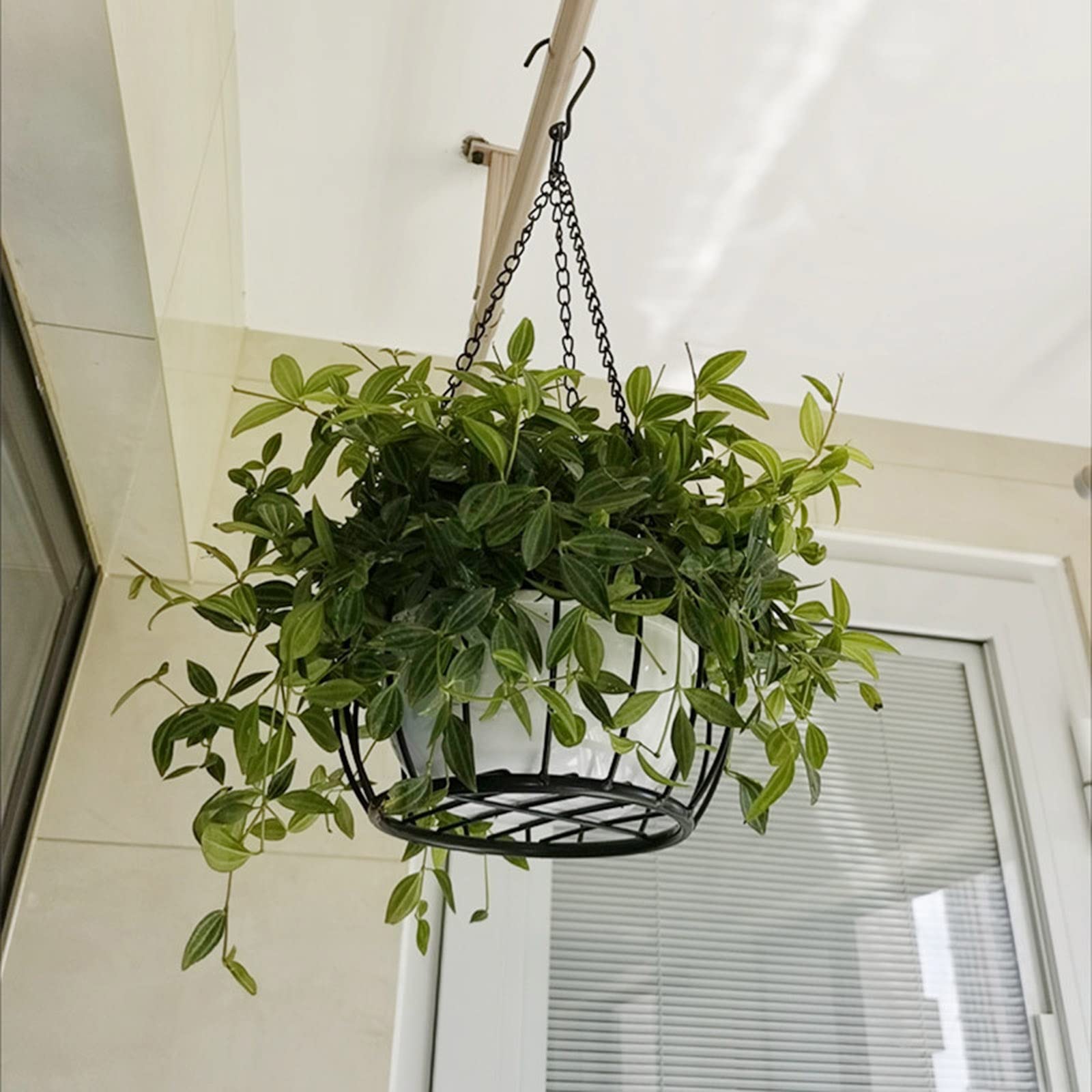 Jardiniere balcon Planteurs de garde-corps suspendus Titulaires de pot de fleurs Porte-métrages Plantez des paniers à plantes rondes Boîte de conteneur de tablette for plantes Pot suspendu plante inte