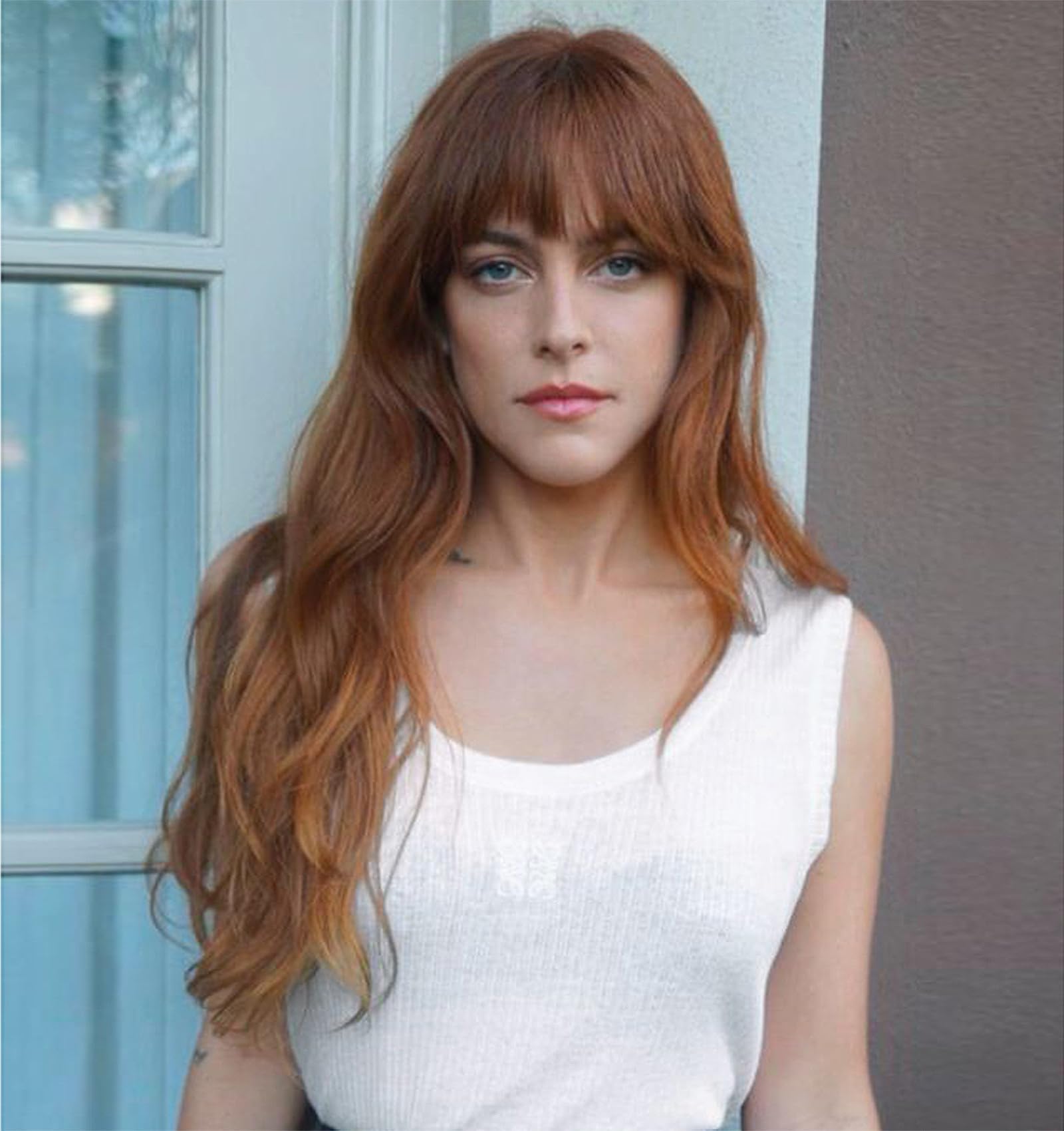 EALGASynthetic Hair Glueless Wavy Wig with Fringe, Ombre Blonde Wig with Brown Root, Wig-165