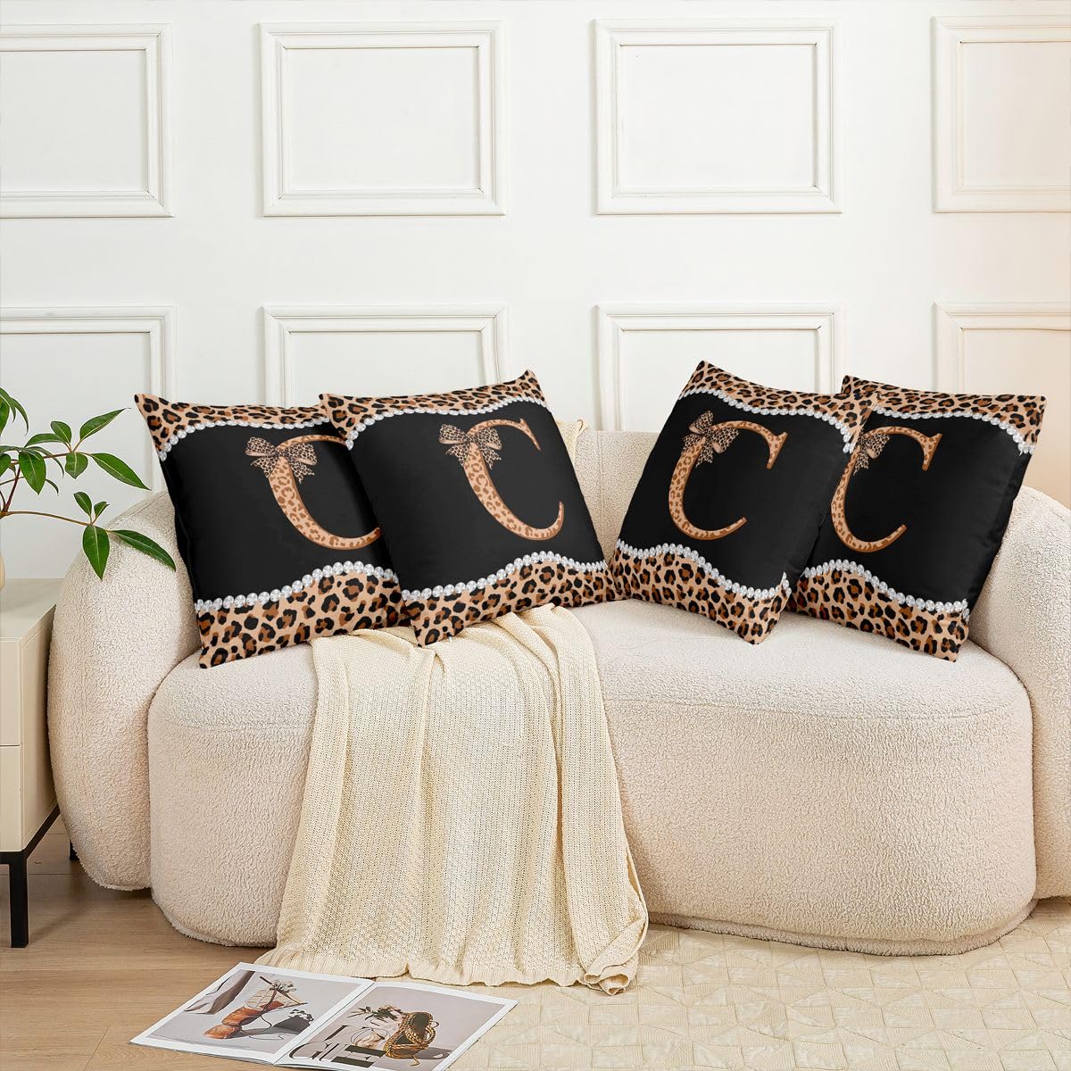 Loussiesd Juego de 4 fundas de cojín con lazo de guepardo marrón de 50 x 50 cm, funda de cojín con lazo de coqueta con inicial letra C, decoración de leopardo, para interiores y exteriores, súper