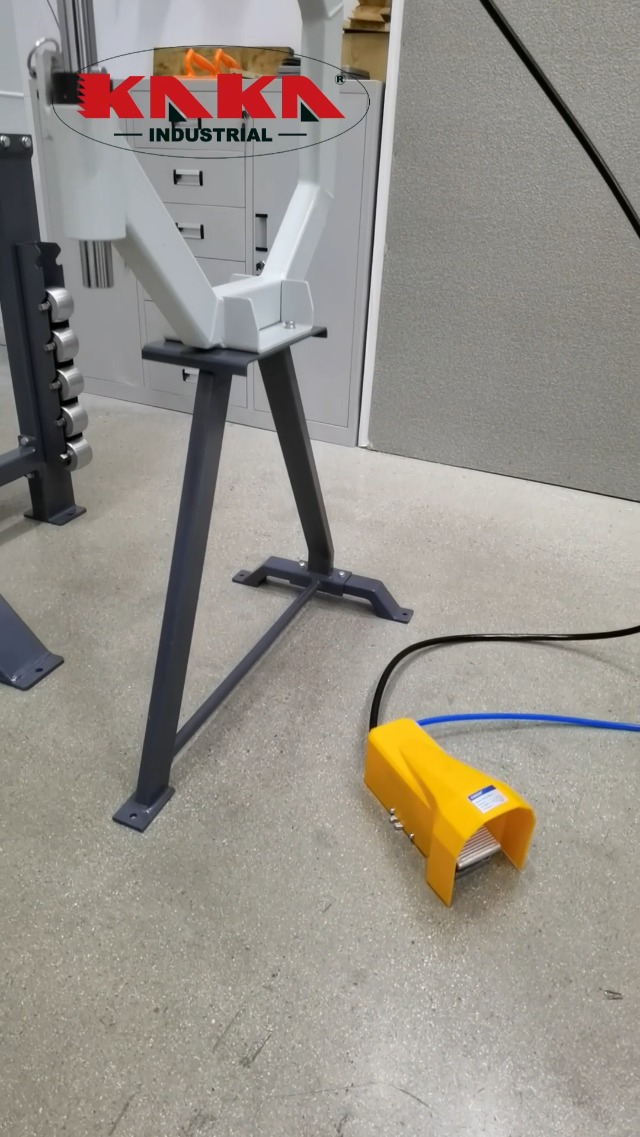 KAKA INDUSTRIAL F1.2X710 28-Inch Throat English Wheel, Solid