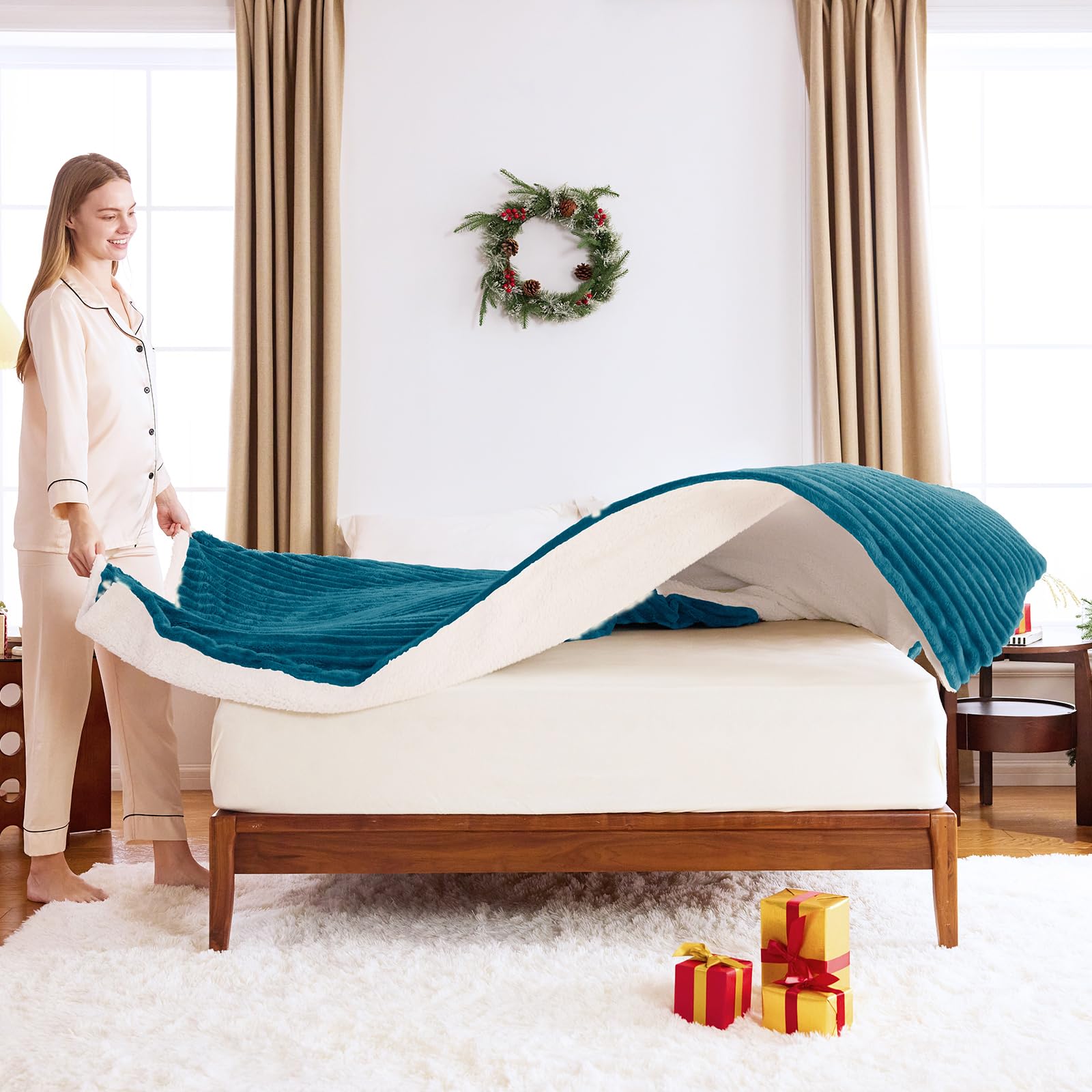 WAVVE Coperta Plaid Pile di Sherpa - Coperta a righe 220x240 cm, Turchese - Coperta Pelosa- Divano/Letto Matrimoniale King, Copridivano di Microfibra Calda e Morbida
