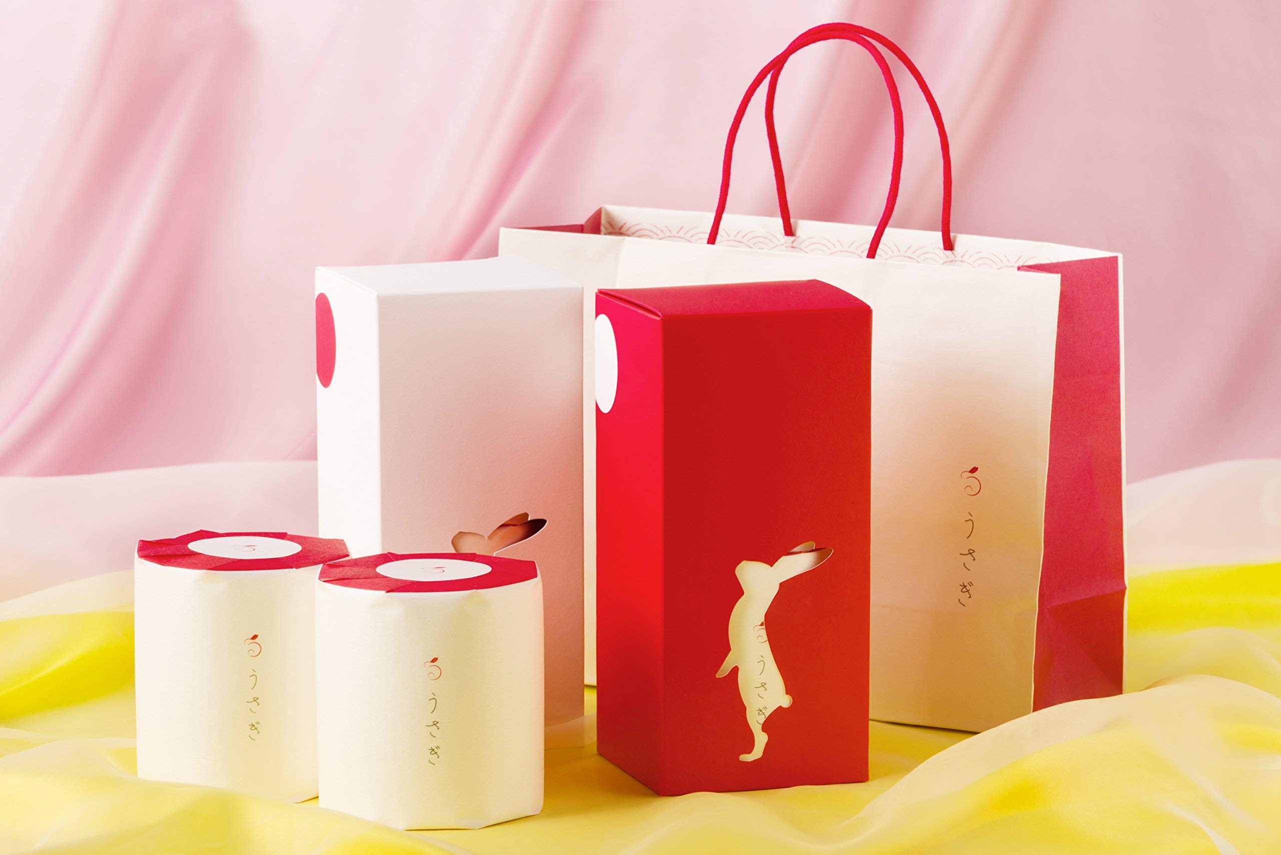 Amazon.co.jp: うさぎ4ロール紅白ギフトボックス 有名芸能人も絶賛 