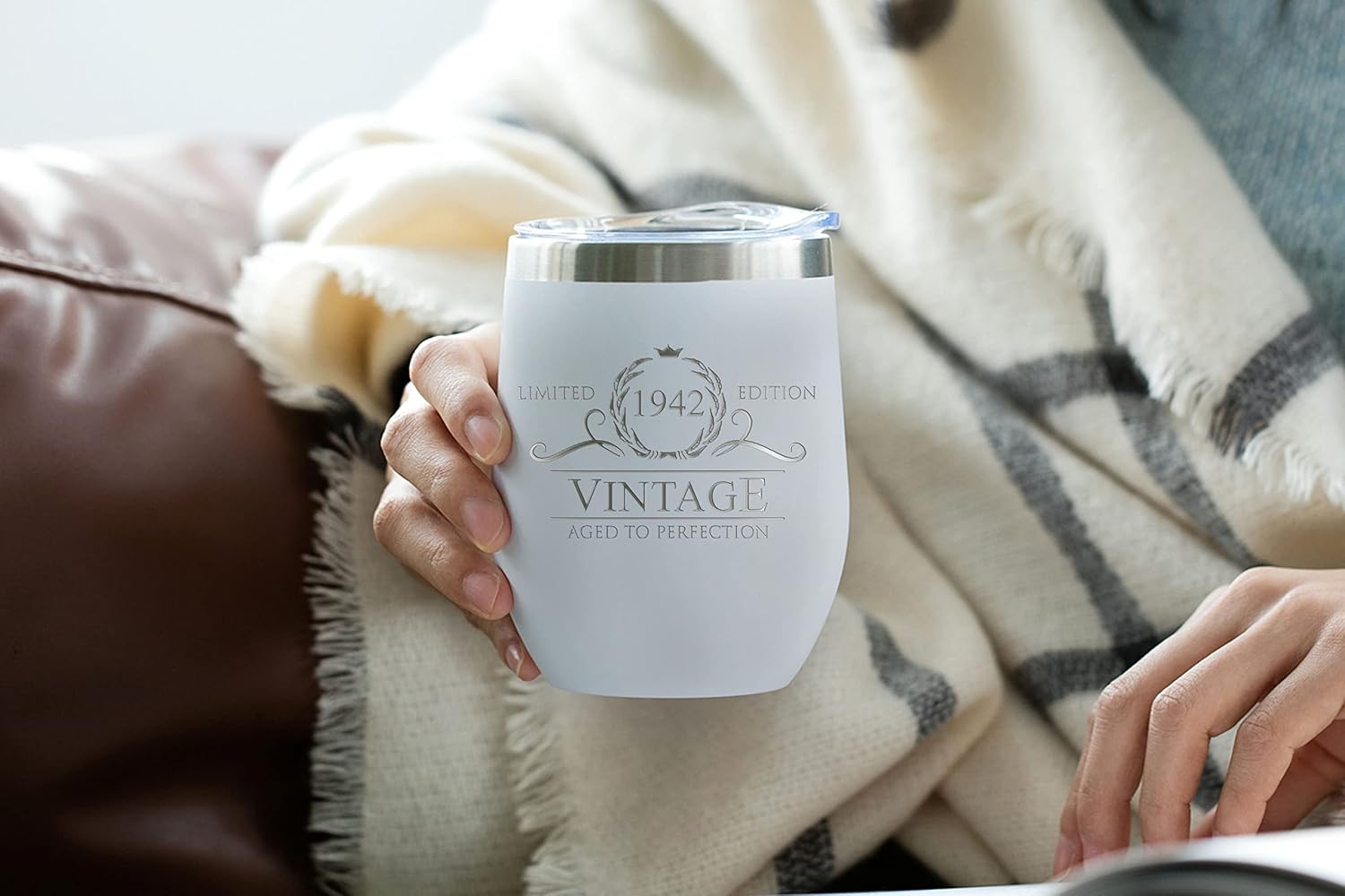 🛒 Flash Sale 80th Birthday Gifts for Women Men - 1942 12 oz White Stemless Wine Tumbler - 80th Birthday Decorations - Birthday Gifts for 80 Year Old Man Dad Grandpa - Vintage 80th Birthday Idea Present for Women