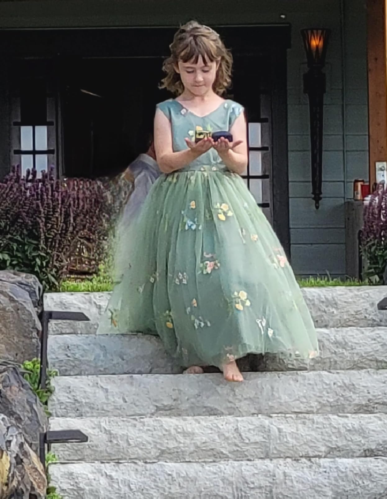 Odizli Blumenmädchenkleider Ärmellos V-Ausschnitt Gestickte Prinzessin Tüllkleid Hochzeit Geburtstag Lang Ballkleid