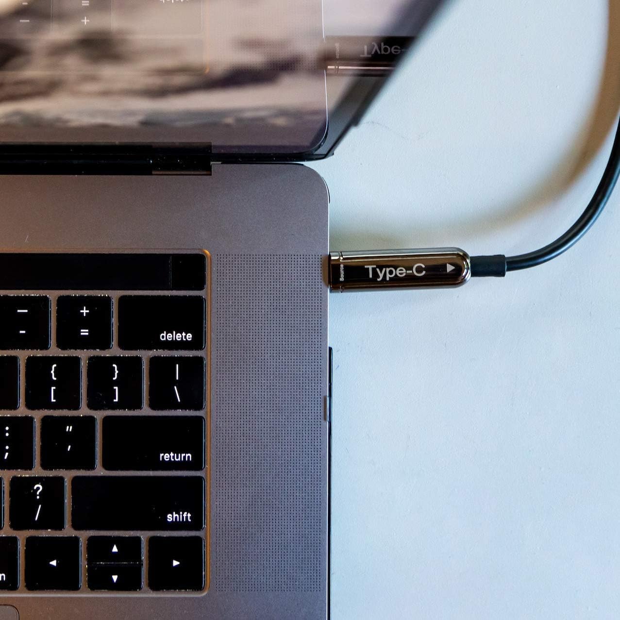 Pacroban 100ft USB-C to USB-C Fiber Optic Cable |4K@60Hz UHD Video Cable |USB 3.1 Type-C Display Cord for Monitor, Projector, TV & Laptop | Video Only, No Charging/No Data Sync