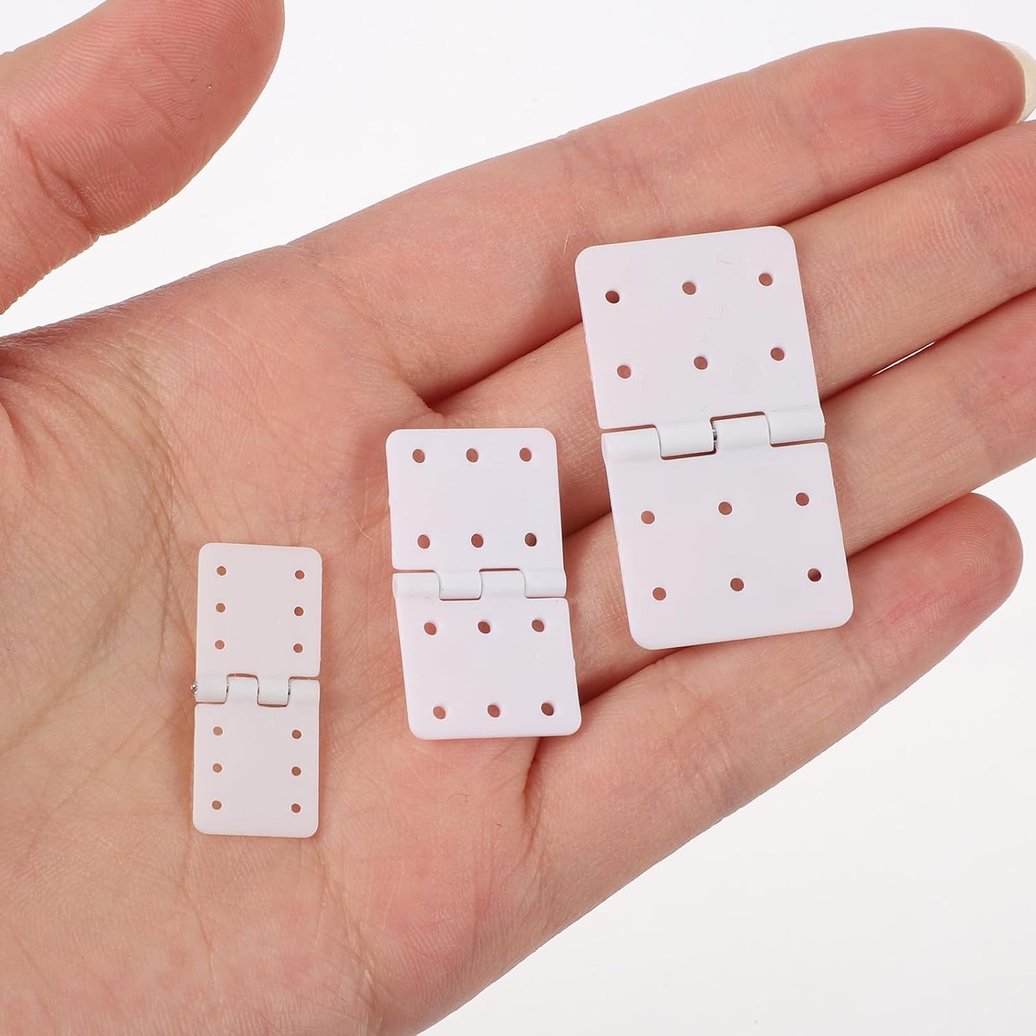 60 Pack Remote Control Aircraft Hinges, 3Sizes Pinned Nylon Hinges for RC Airplane Model Airplane Parts, Fixed Wing Model Airplane, Square Loose-Leaf
