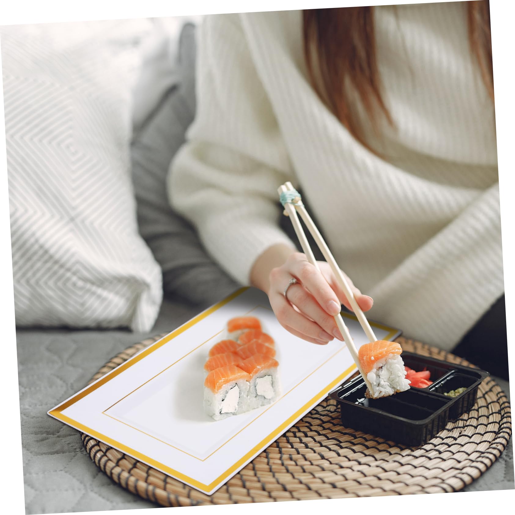 Cabilock 10Pcs Disposable Serving Platters Thick Buffet Trays for Parties Picnics and Gatherings Reliable Lightweight and Convenient Food Plates