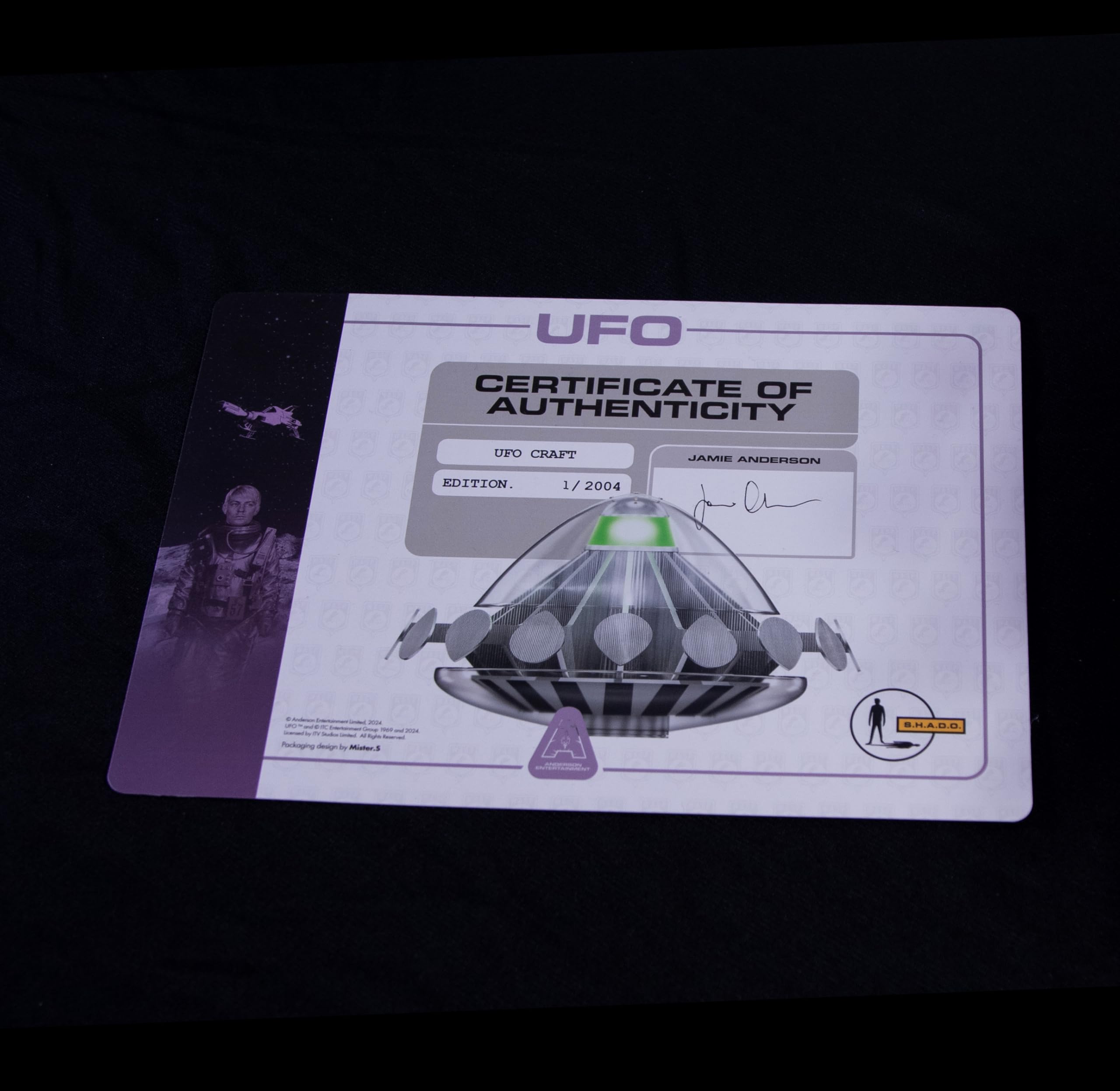 Modello di veicolo spaziale UFO da collezione UFO Astronave dell'iconica serie UFO Gerry Anderson, modello UFO rotante, edizione limitata