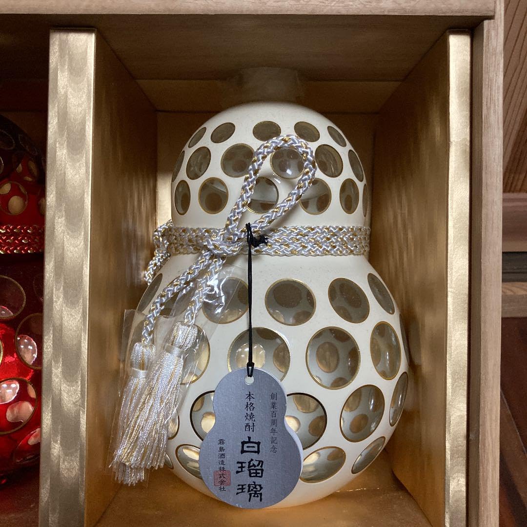 Amazon.co.jp: 百瑠璃 霧島酒造創業百周年記念 本格焼酎 1800ml2本  