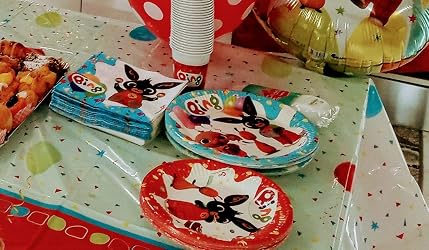Kit Party Tavola 44 Gatti Per 24 Persone - 112 Pezzi: Piatti, Bicchieri E Tovaglioli A Tema
