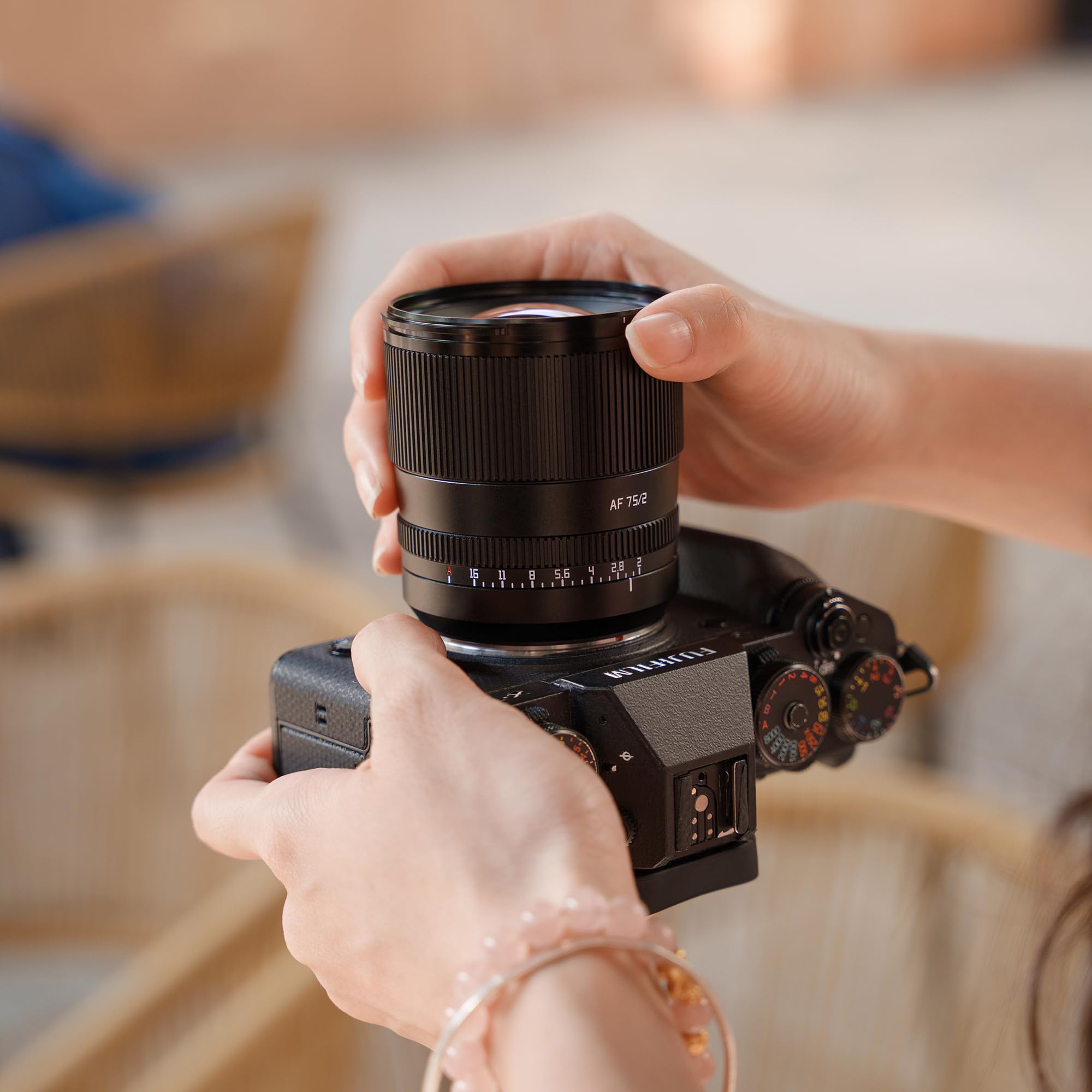 TTARTISAN AF 75mm F2 Lente per Montatura Fuji X Full Telaio Messa a Punto Automatico Lente Ritratto