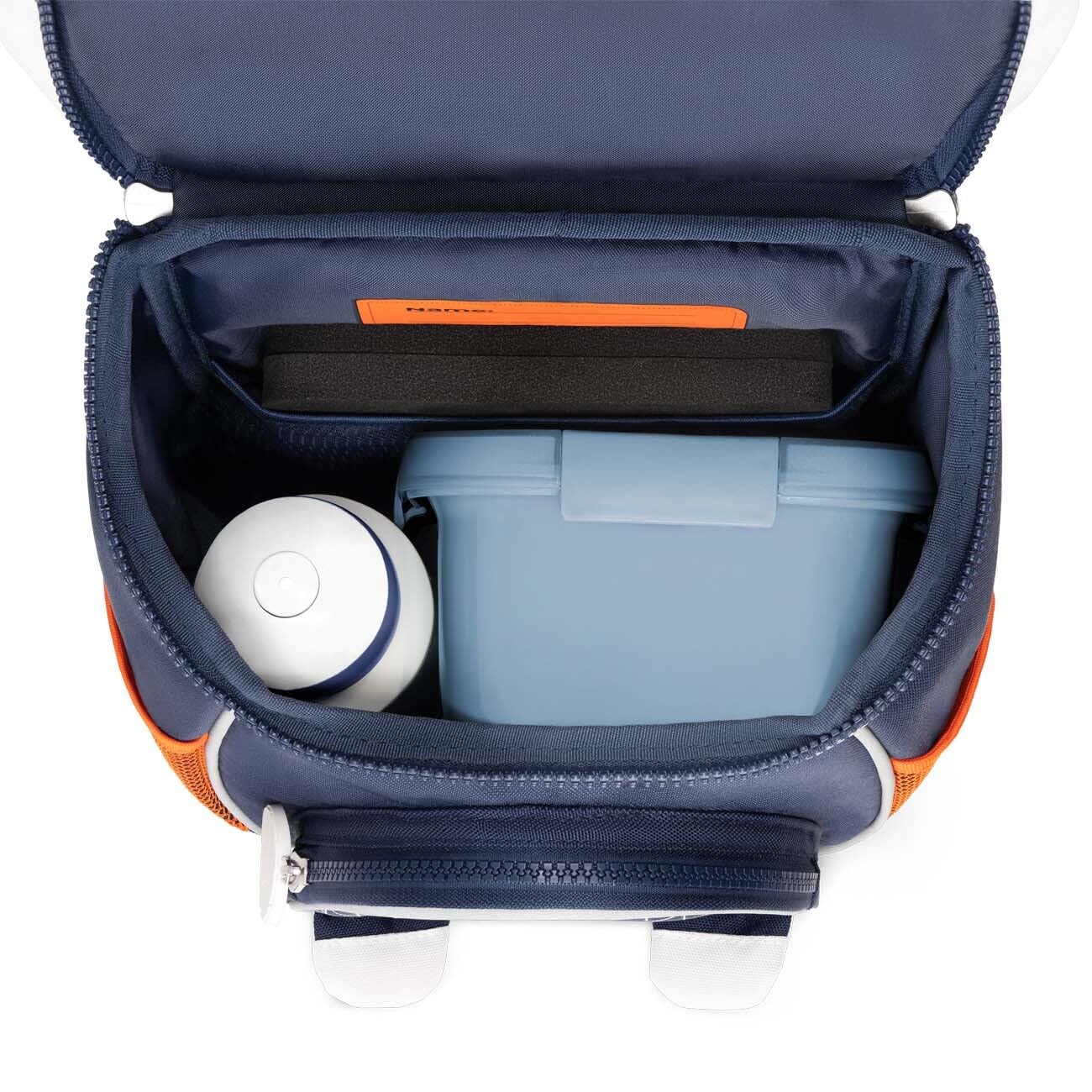 Giesswein Kinderrucksack Jungen - Kindergartenrucksack 6L ab 3 Jahren | Kita-Rucksack mit Brustgurt, Reflektoren & Namensschild – in Feuerwehr Rot, Traktor Grün oder Fußball Blau für Kindergarten